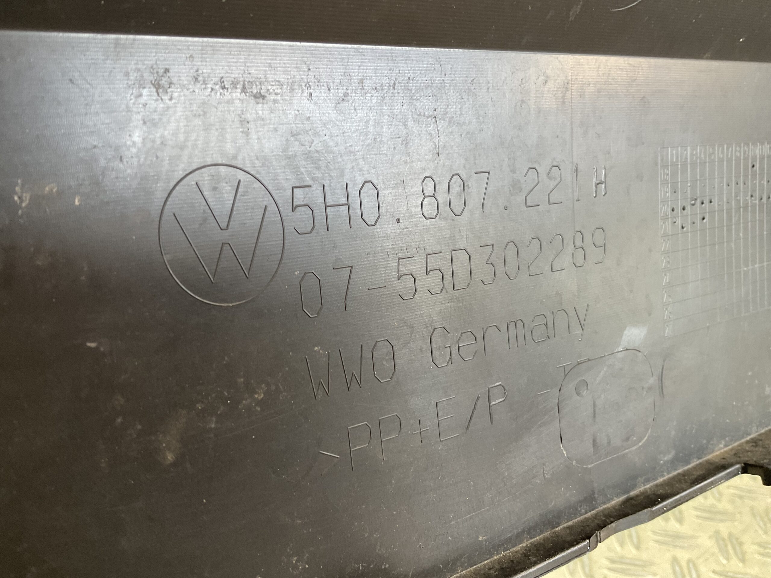 Bumper Volkswagen Golf 8 2019-2024 5H0807221H Voorbumper C8-19242