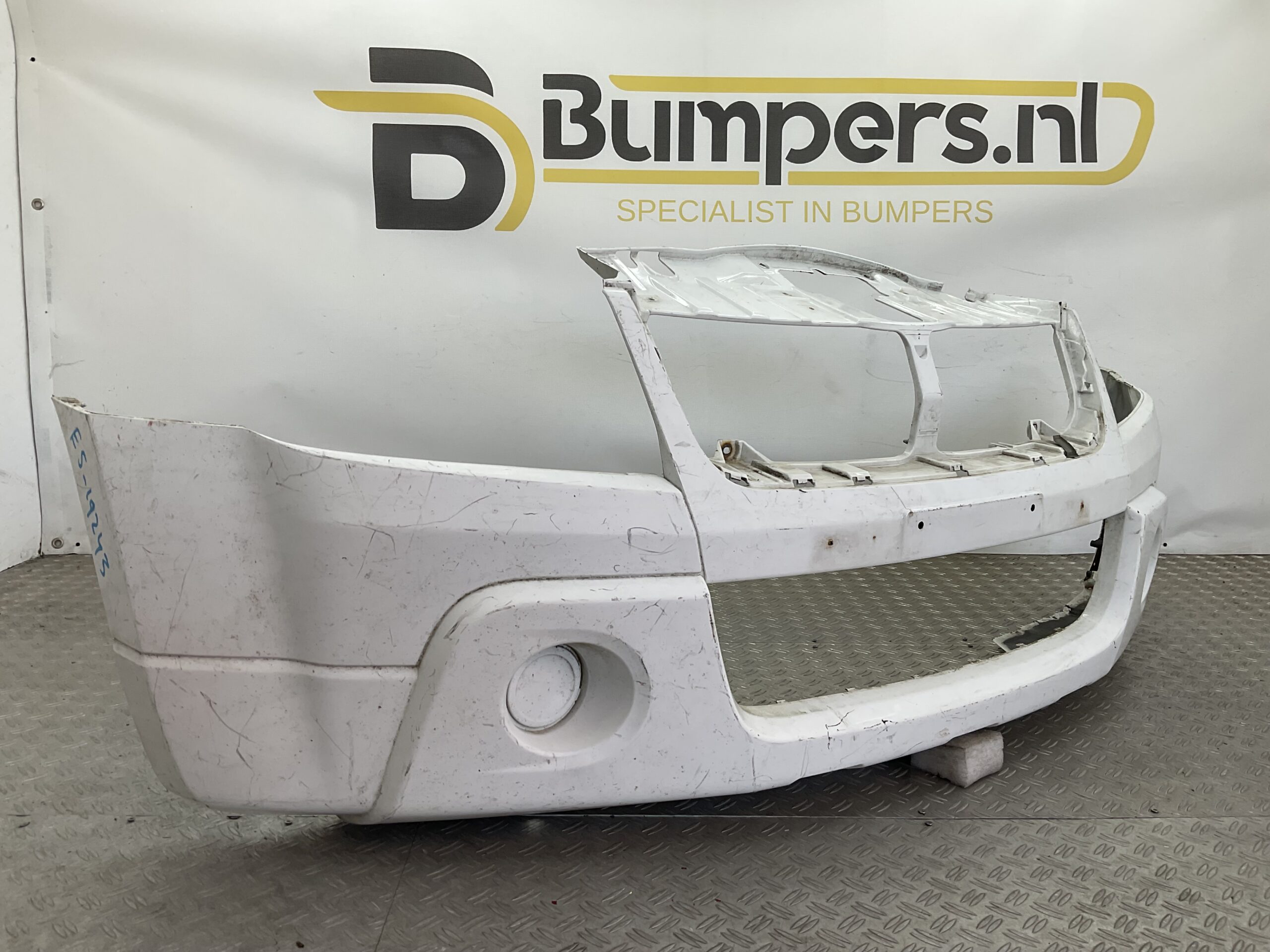 Bumper Suzuki Grand Vitara II 2005 71711-77K Voorbumper E5-19243