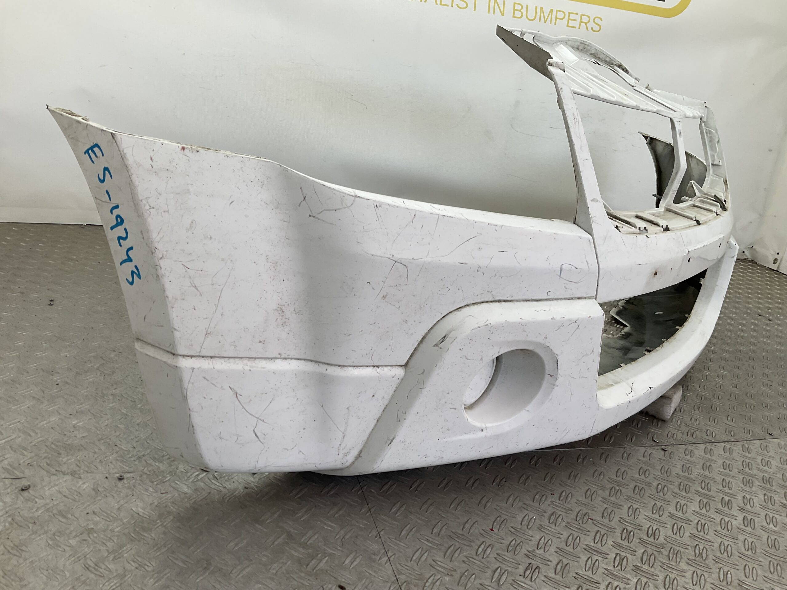 Bumper Suzuki Grand Vitara II 2005 71711-77K Voorbumper E5-19243