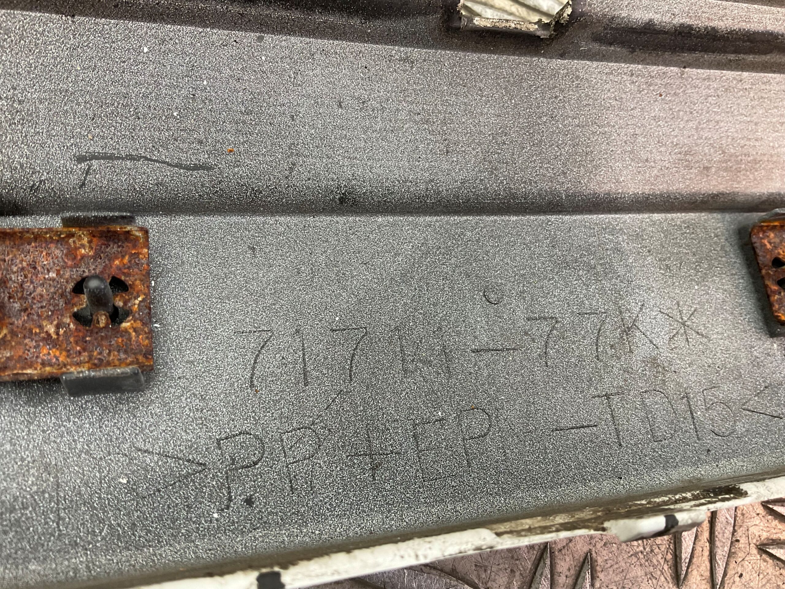 Bumper Suzuki Grand Vitara II 2005 71711-77K Voorbumper E5-19243