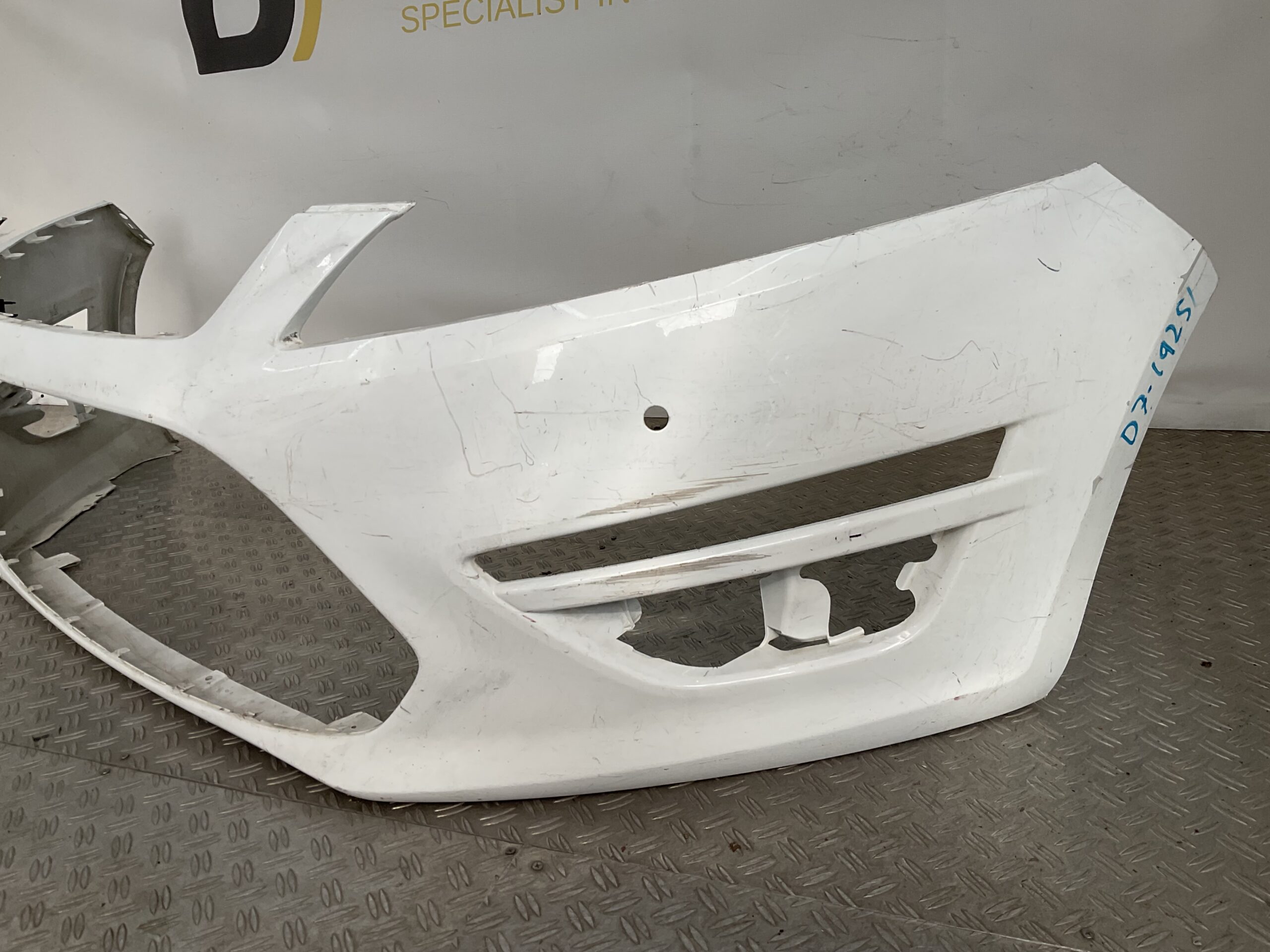 Bumper Ford Mondeo MK IV 2011- BS7117757A Voorbumper D7-19251