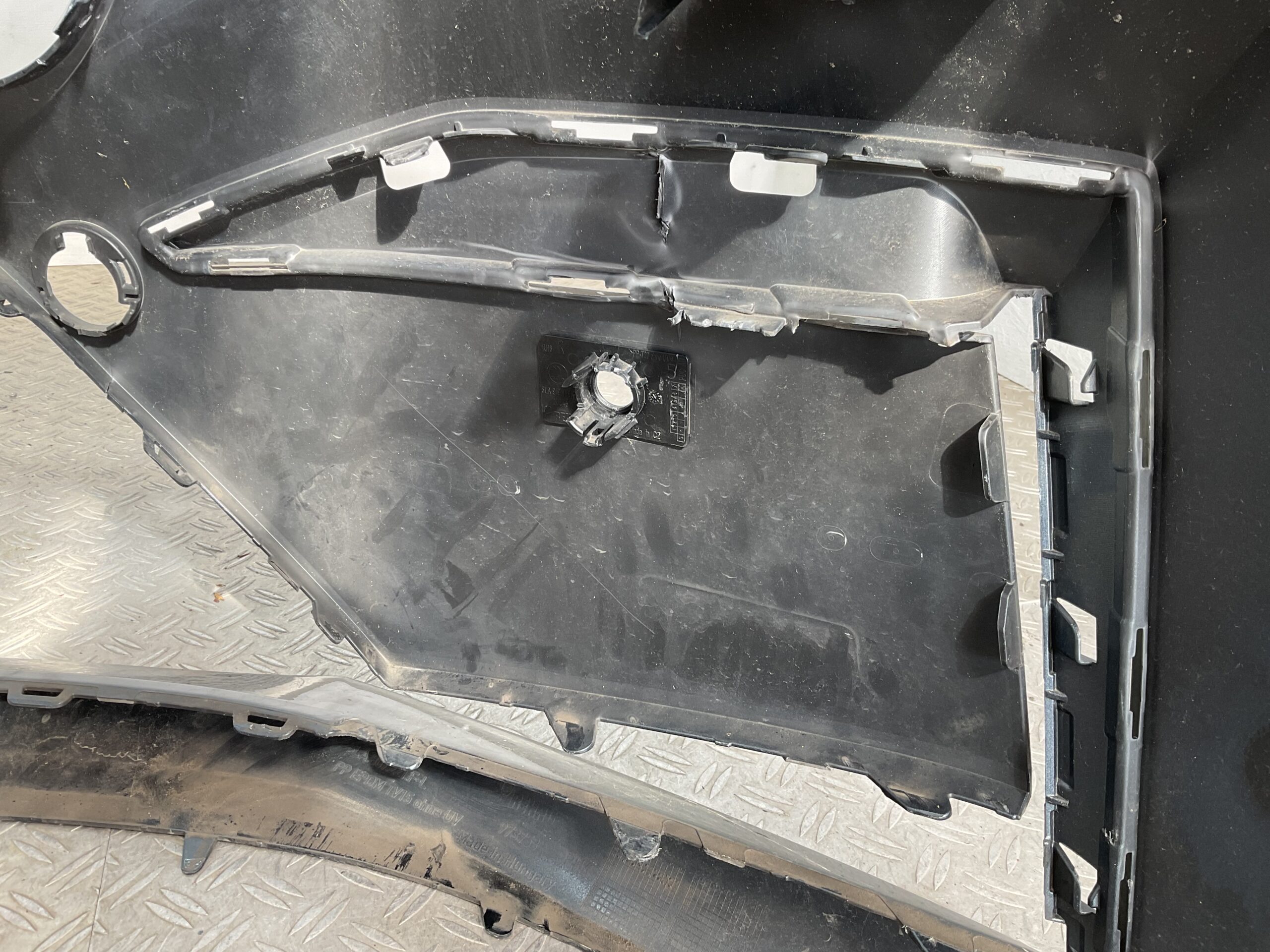 Bumper Skoda Enyaq iV 2021 5LA807221F Voorbumper H10-19276