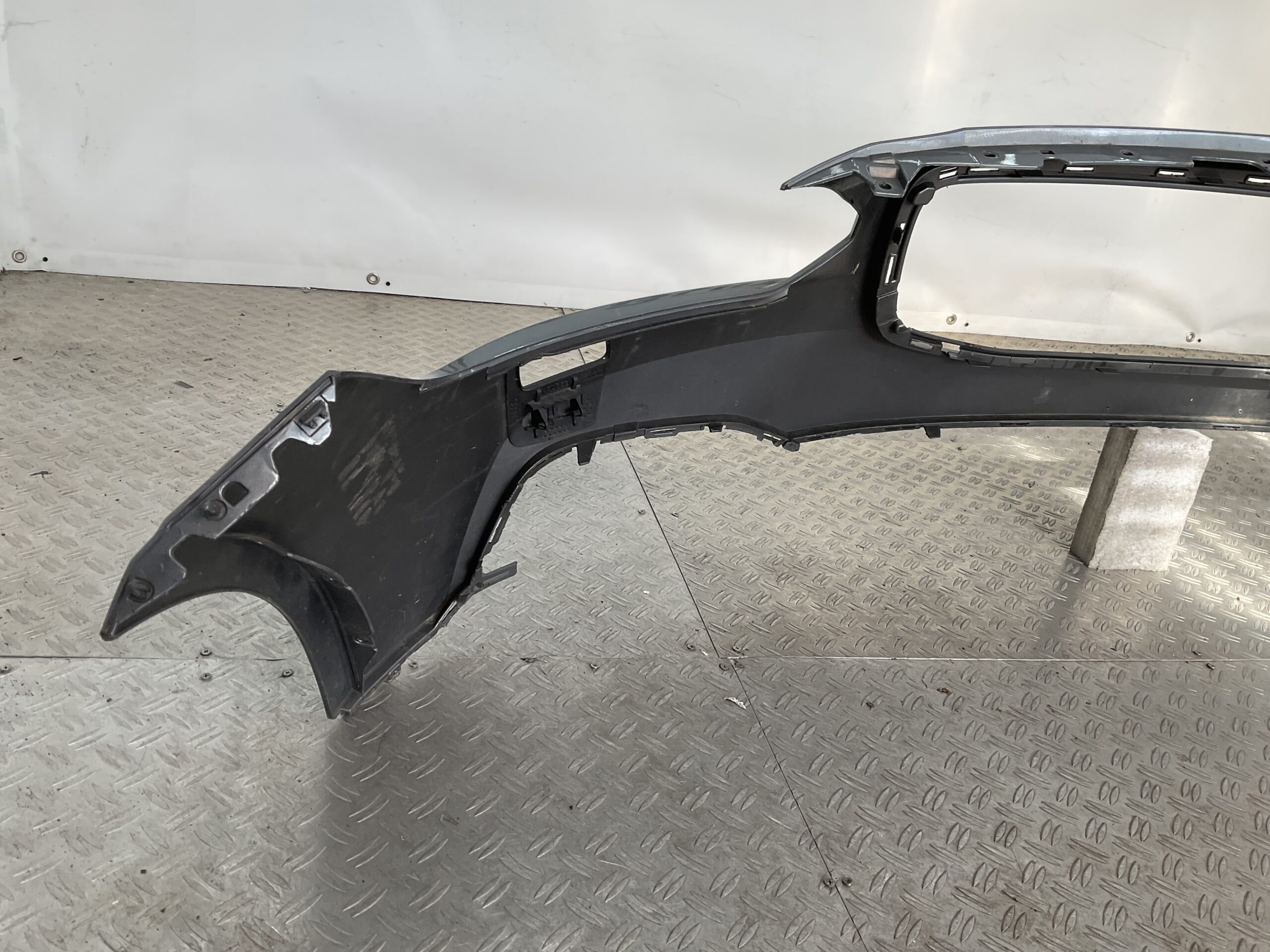 BUMPER Volvo S90 V90 2016-2020 32244558 VOORBUMPER E5-19279