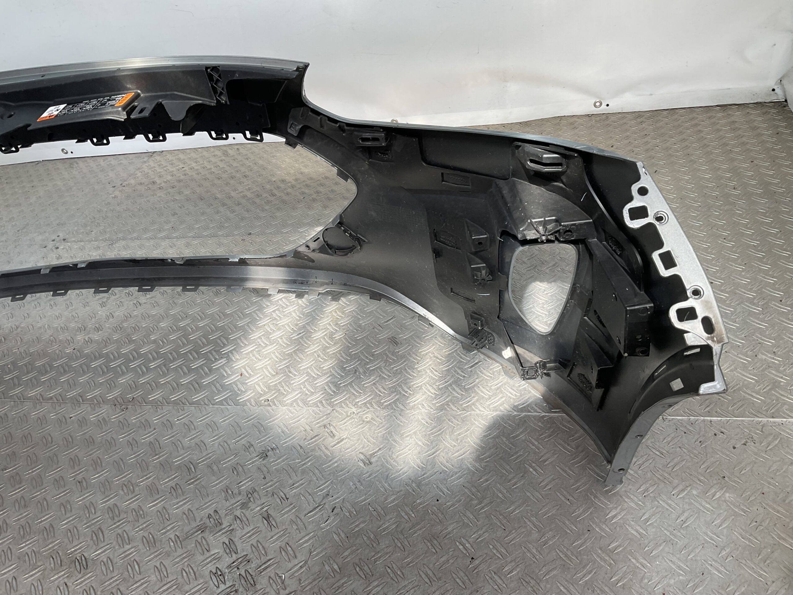 BUMPER Ford Kuga 4xpdc 2019-2023 C09086-4871 VOORBUMPER D10-19281