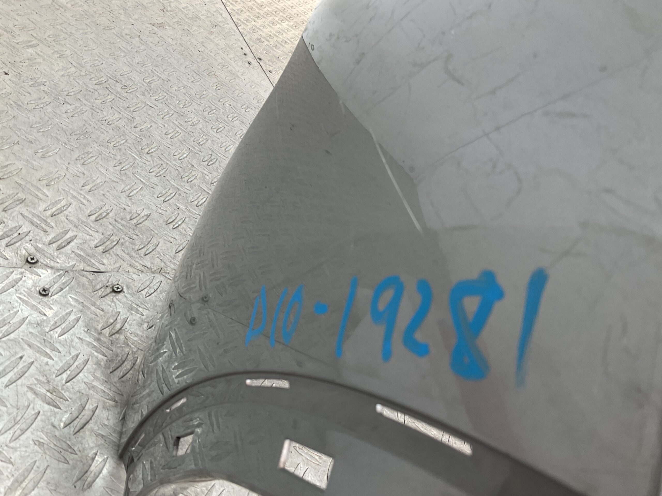 BUMPER Ford Kuga 4xpdc 2019-2023 C09086-4871 VOORBUMPER D10-19281