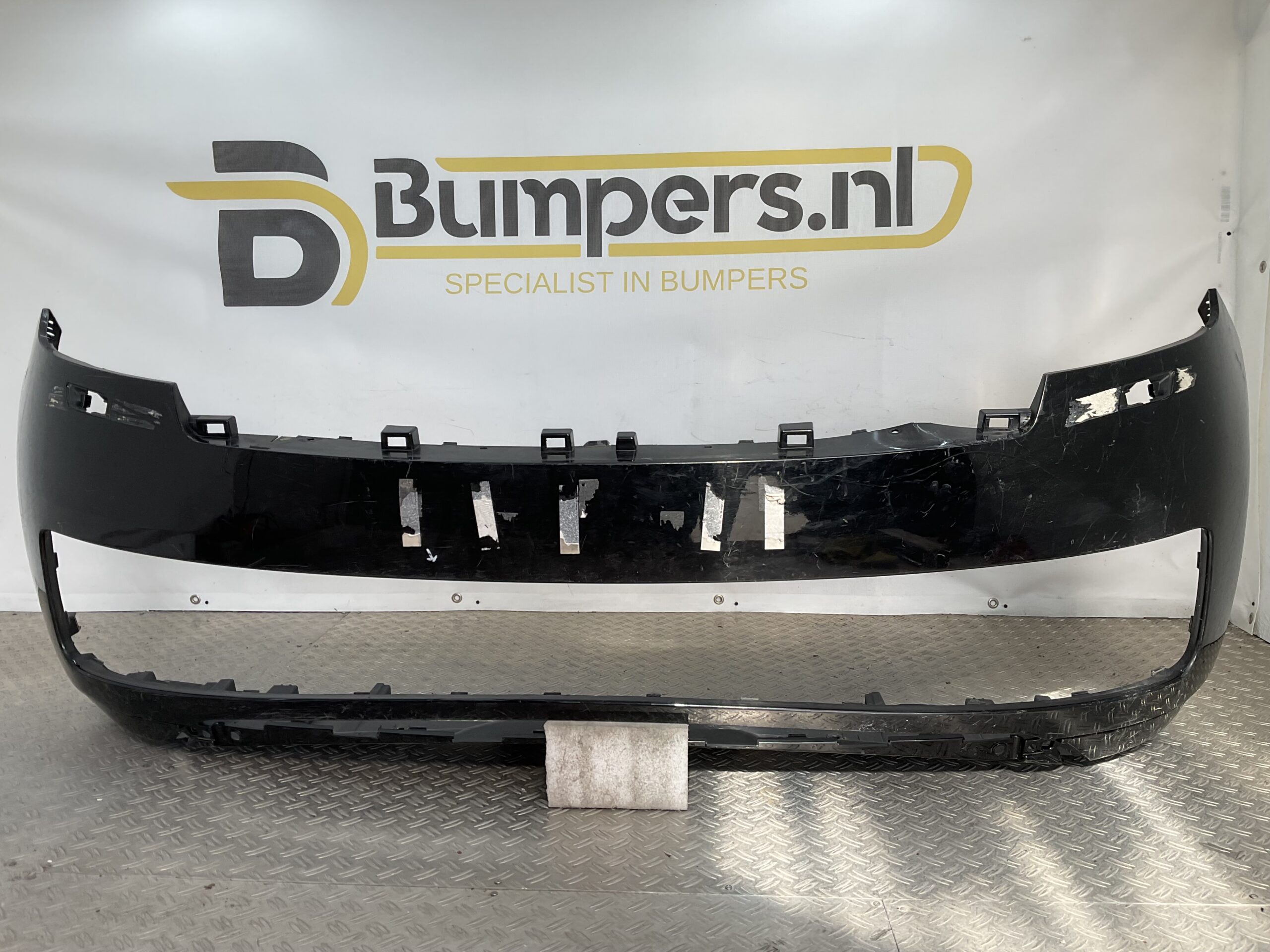 Land Rover Range Rover L460 Type LK 2022 M8E2-17F003-A Voorbumper B9-19283