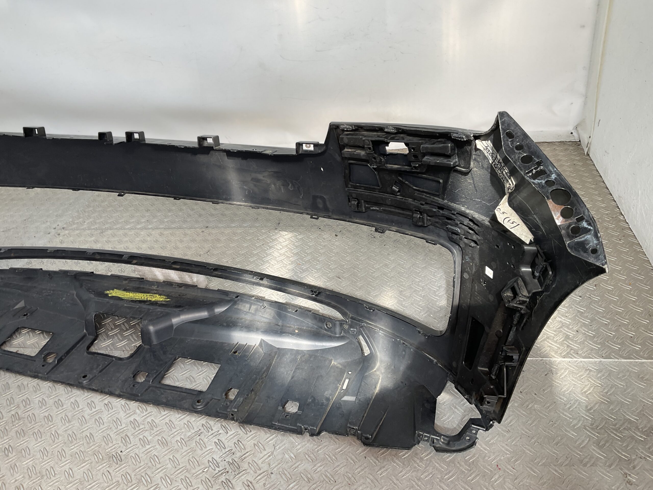 Land Rover Range Rover L460 Type LK 2022 M8E2-17F003-A Voorbumper B9-19283