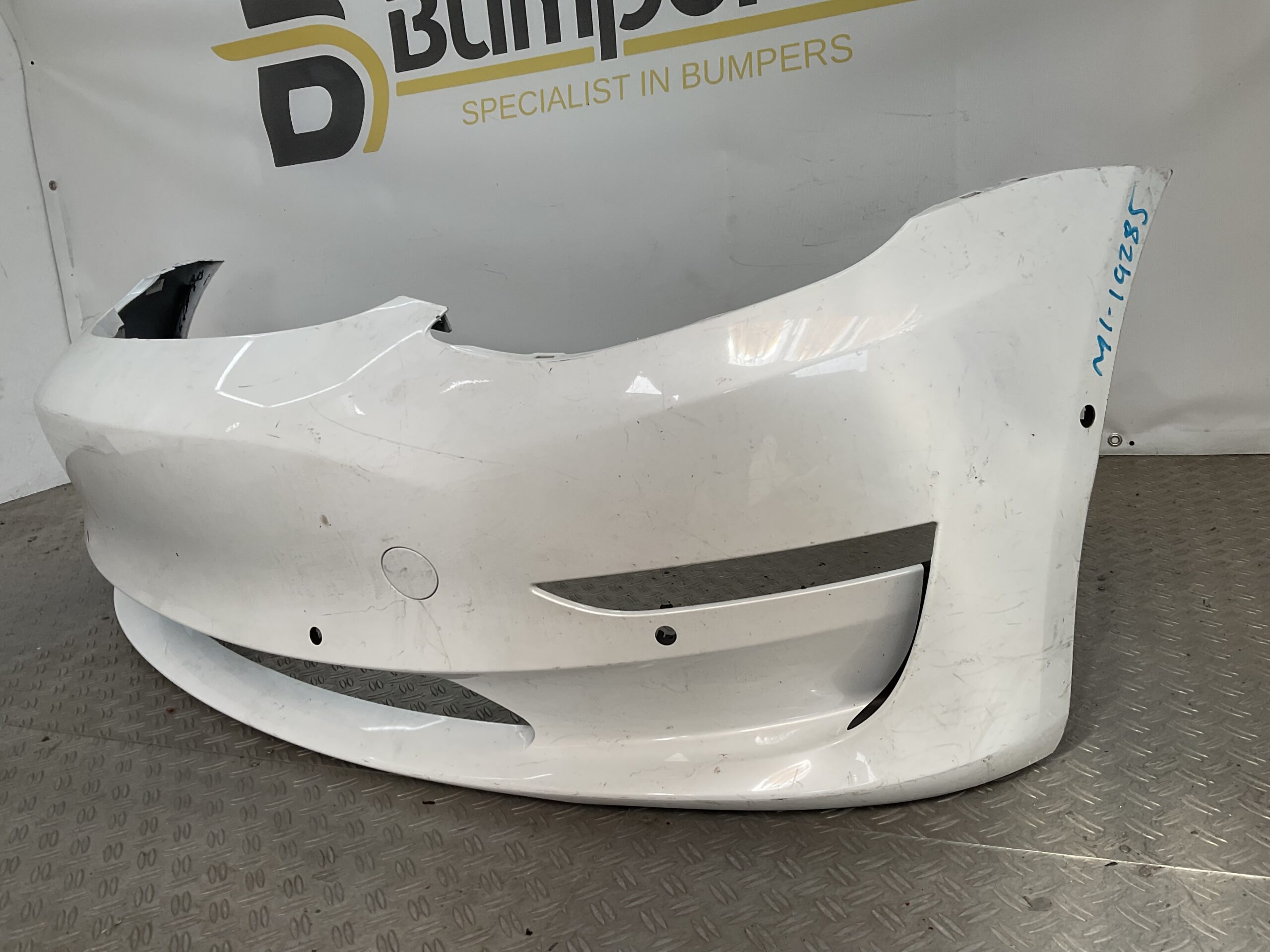 Bumper Tesla Model 3 2017-2024 1084175-00-D Voorbumper M1-19285