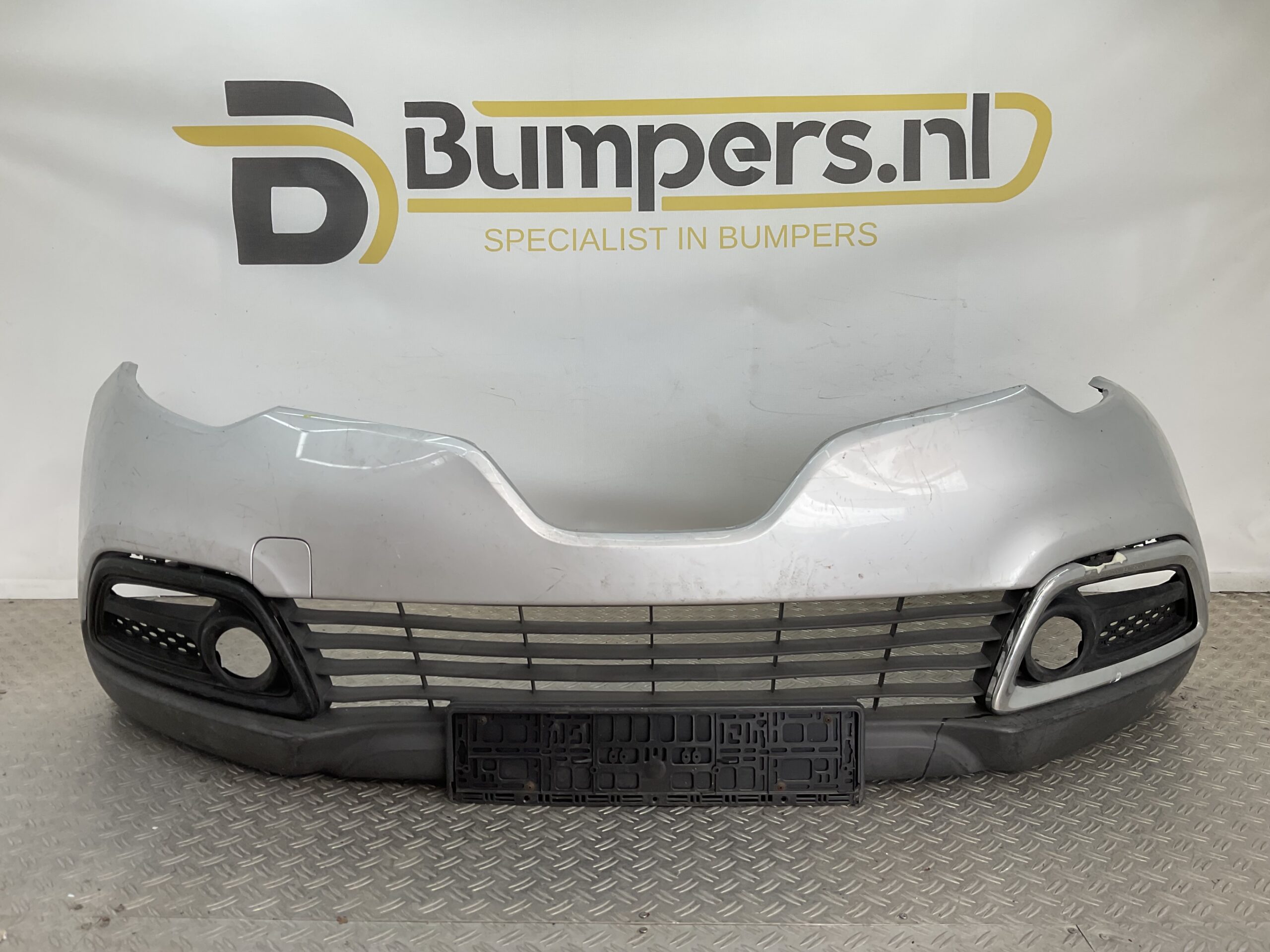 Bumper Renault Captur 2013-2016 620842933R Voorbumper F5-19292