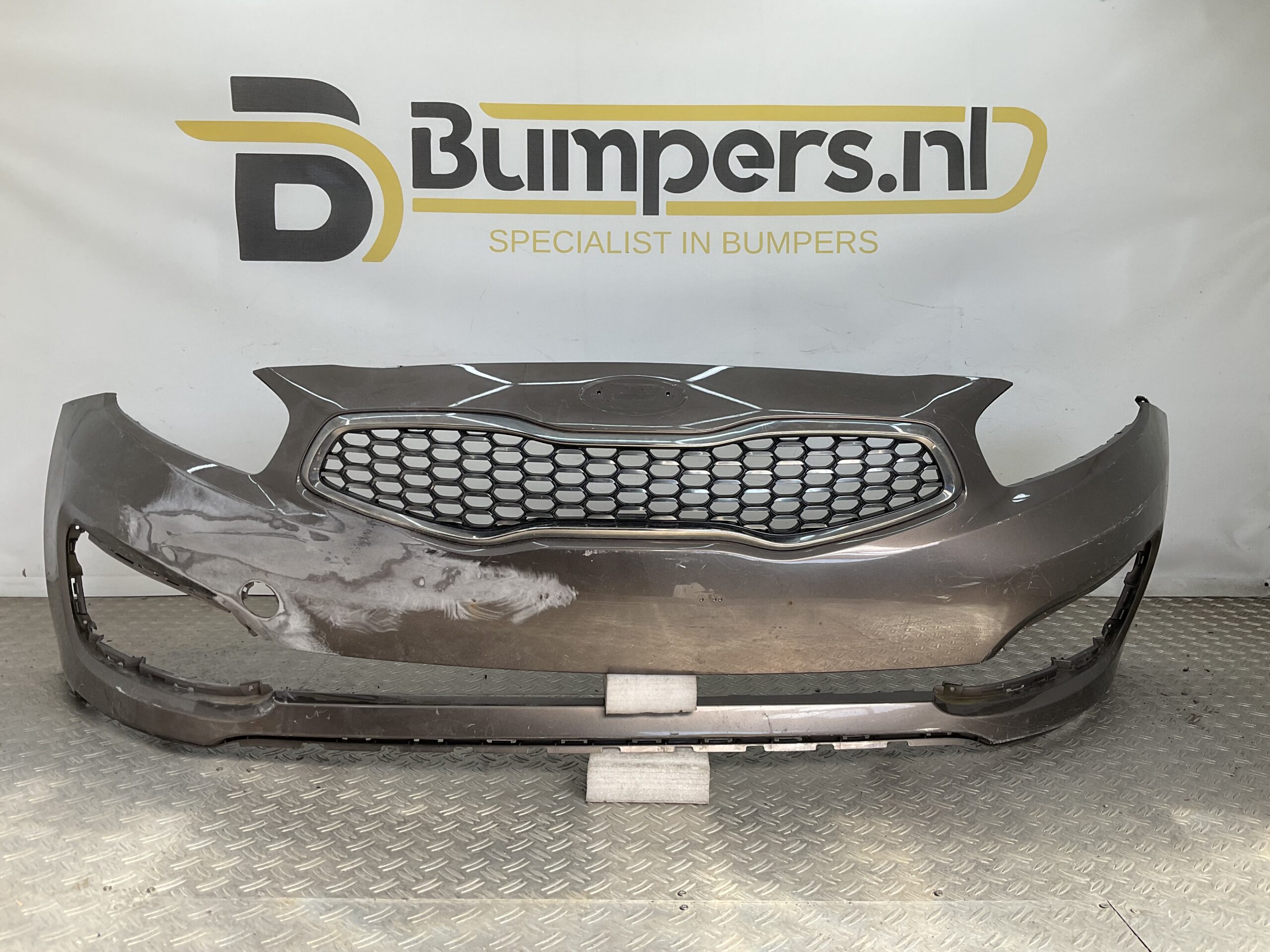 Bumper Kia Ceed 12-14 86511-A2000 Voorbumper G4-20561