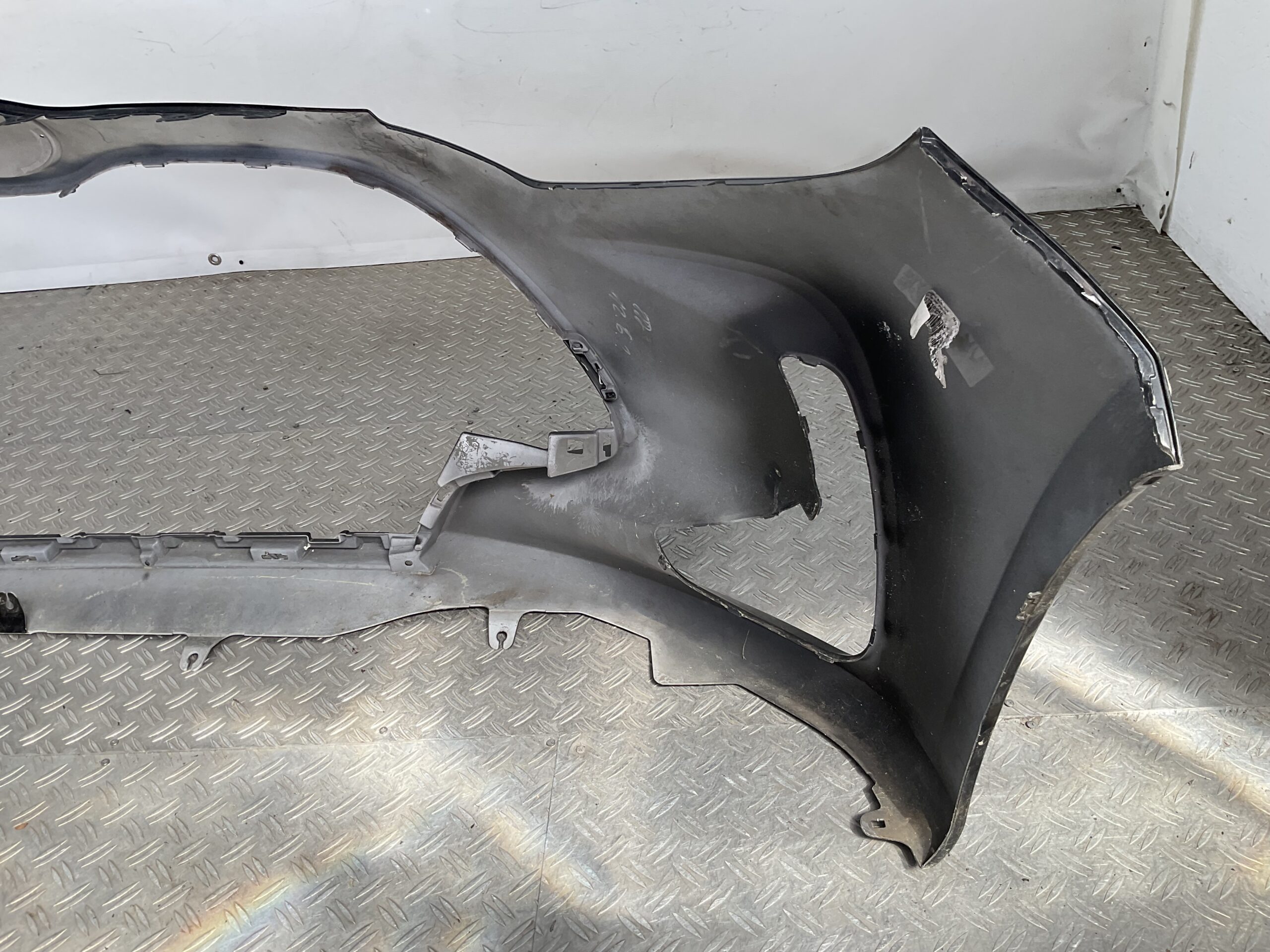 Bumper Toyota Yaris 19-23 52119-0DA00 Voorbumper D3-20591