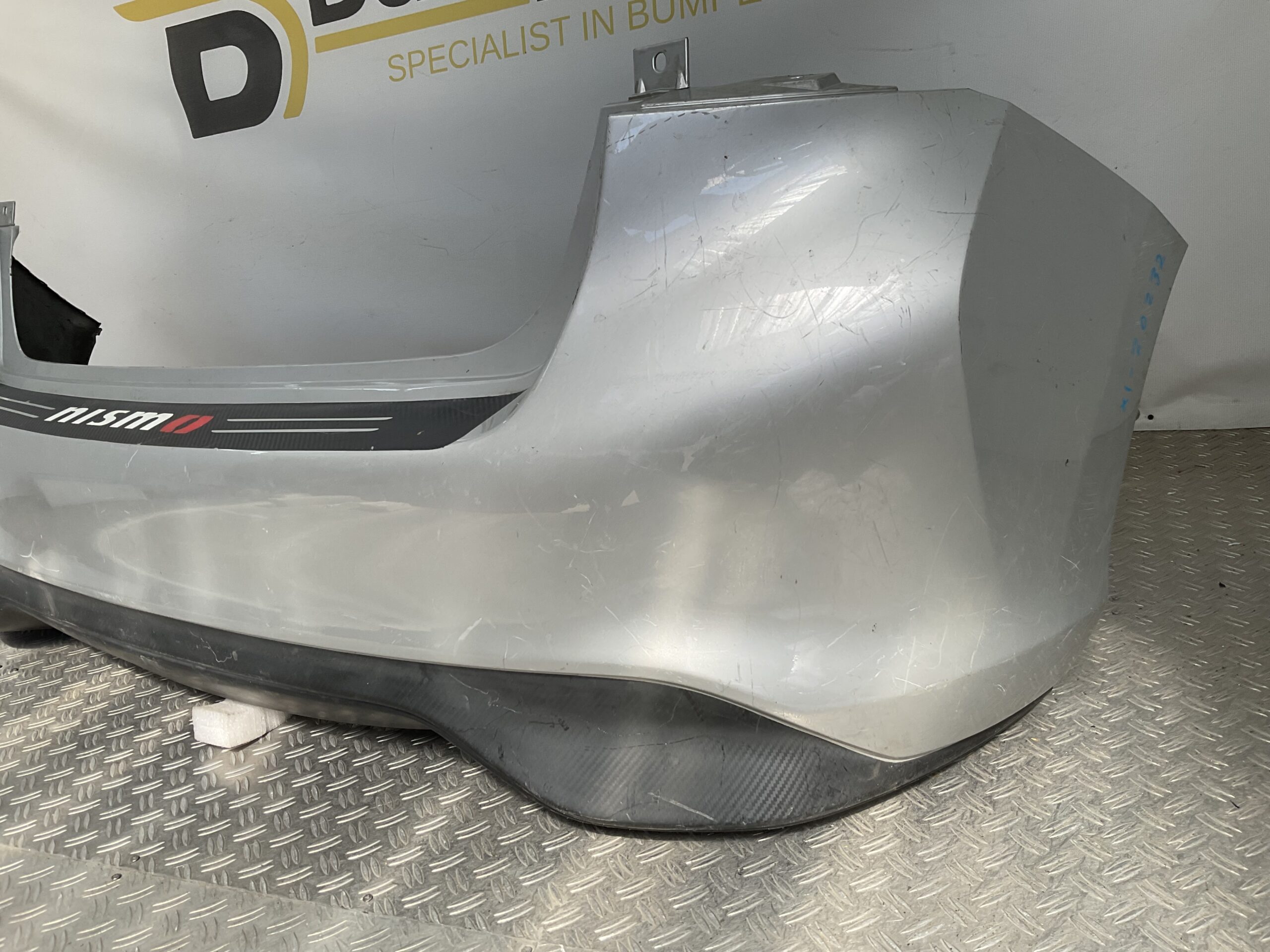 Bumper Nissan Pulsar C13 85022-3ZL0H Achterbumper X1-20232
