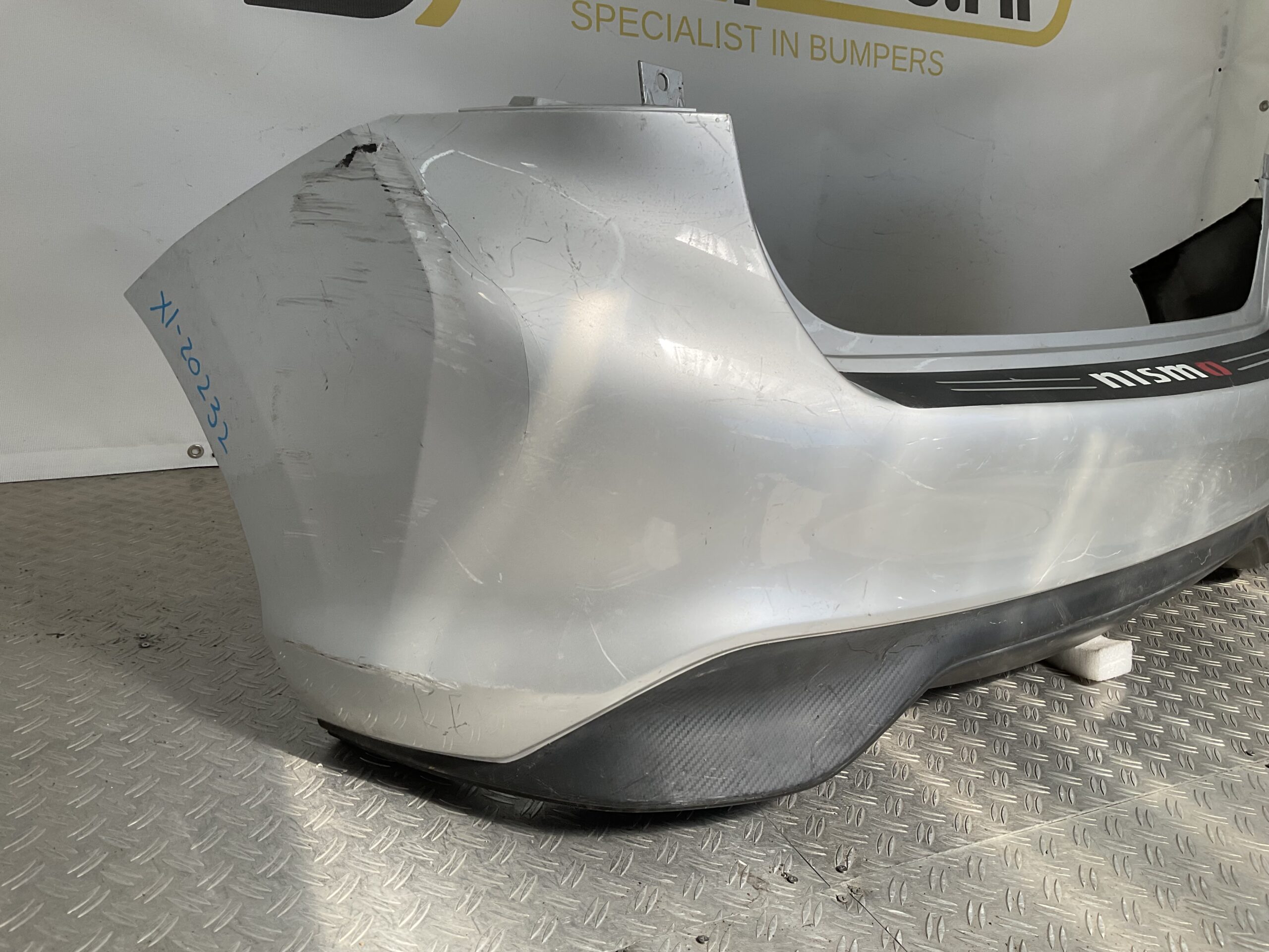 Bumper Nissan Pulsar C13 85022-3ZL0H Achterbumper X1-20232