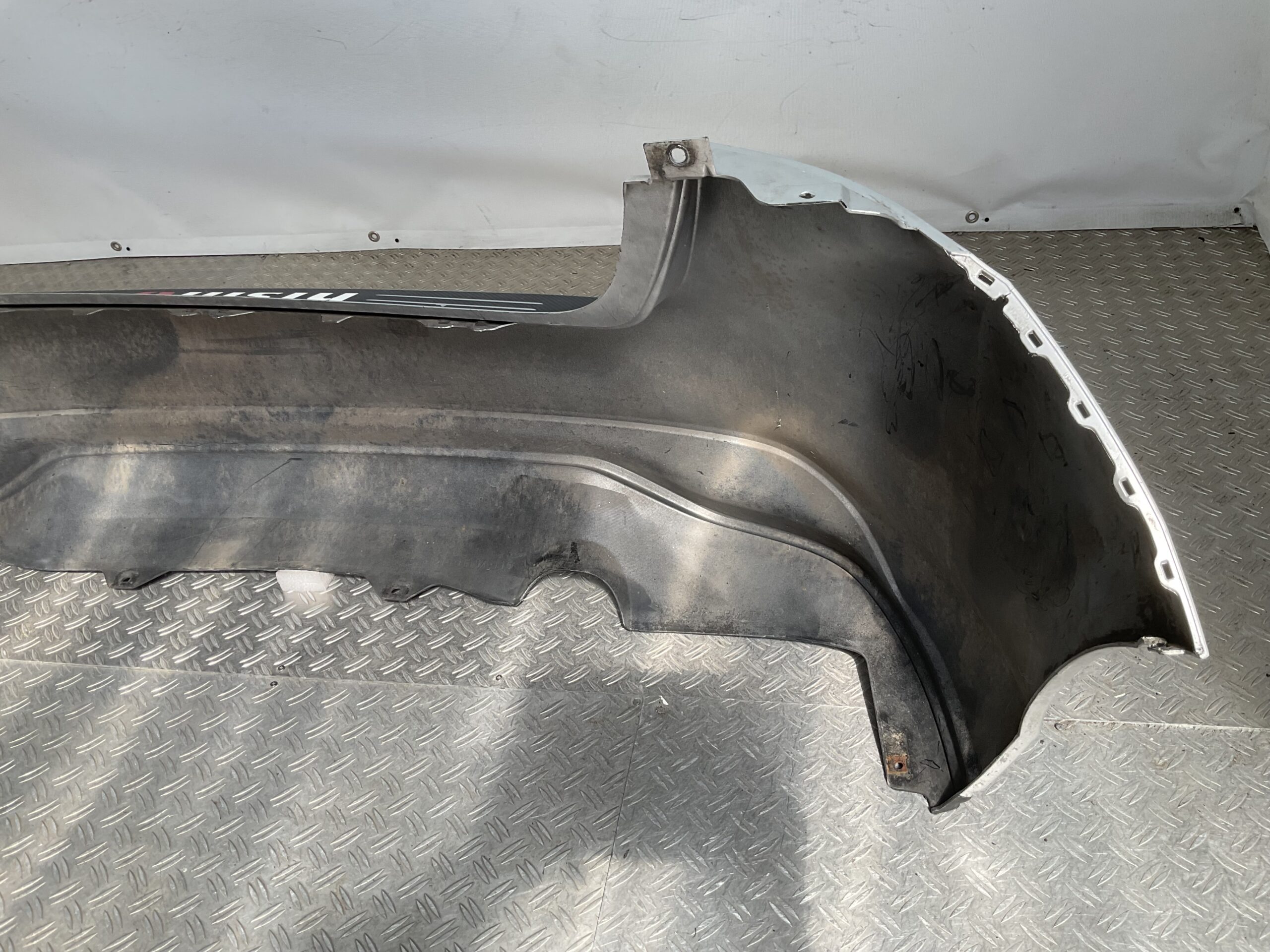 Bumper Nissan Pulsar C13 85022-3ZL0H Achterbumper X1-20232