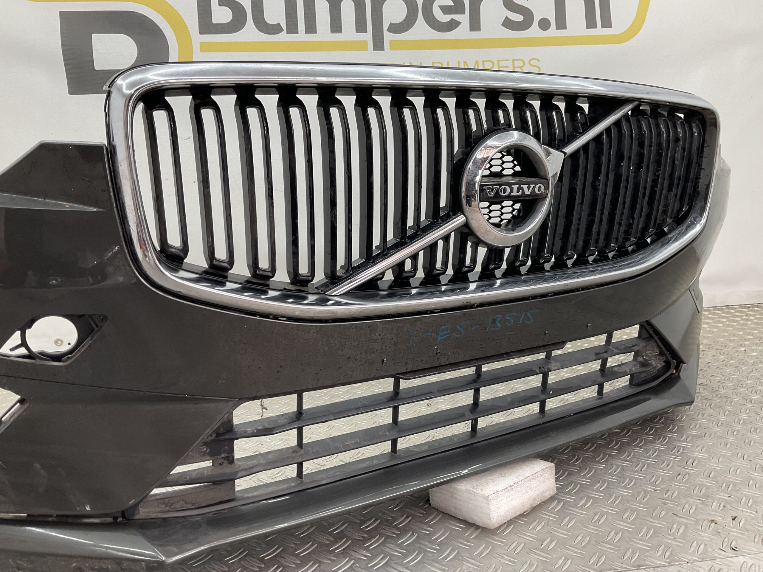 Bumper Volvo XC60 XC-60 2017-2021 31425160 Voorbumper E5-20433
