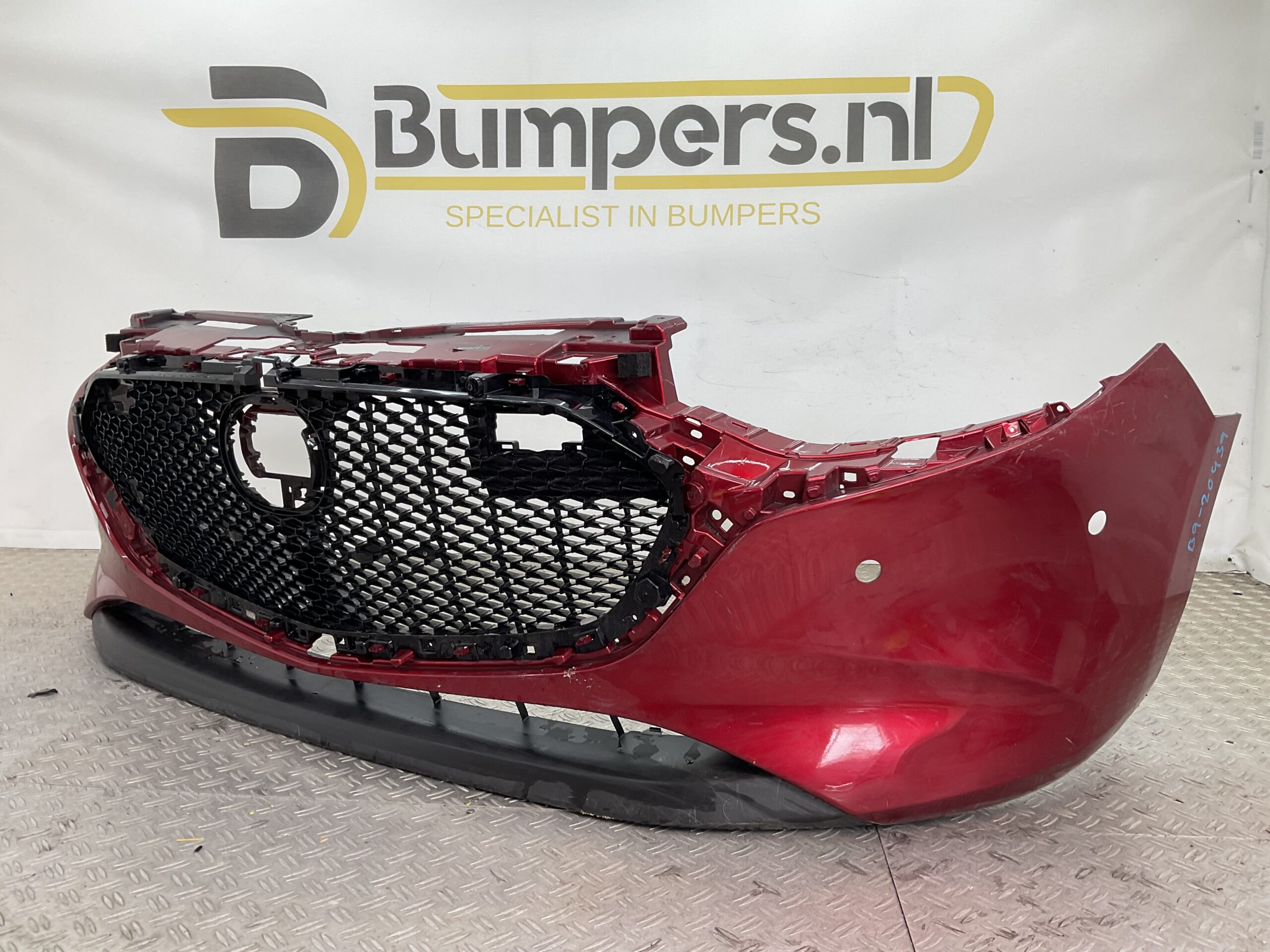Bumper Mazda 3 III 19-25 BCKN-50031 Voorbumper B4-20439