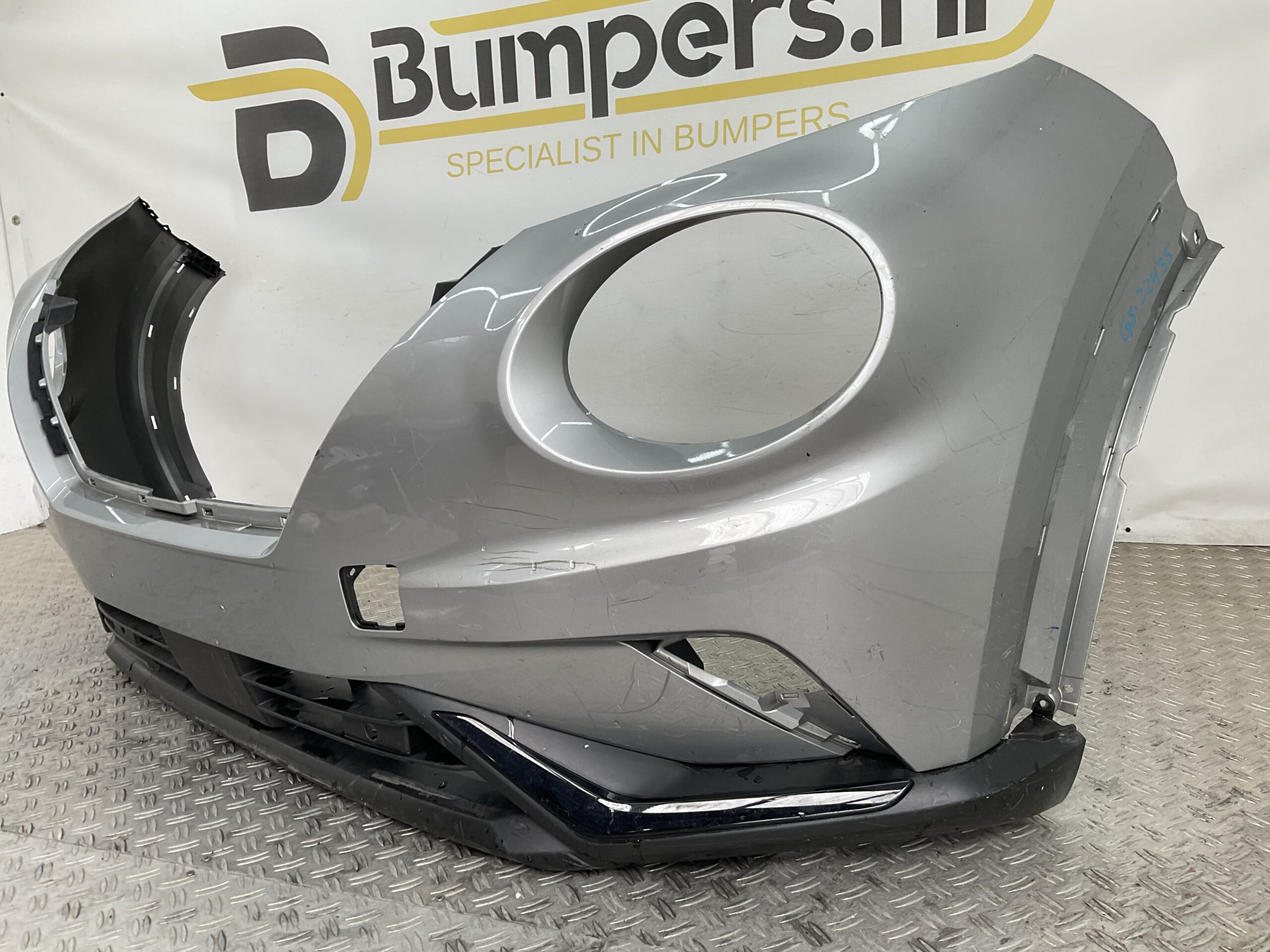 Bumper Nissan Juke 2 620266PA1B Voorbumper G5-22435