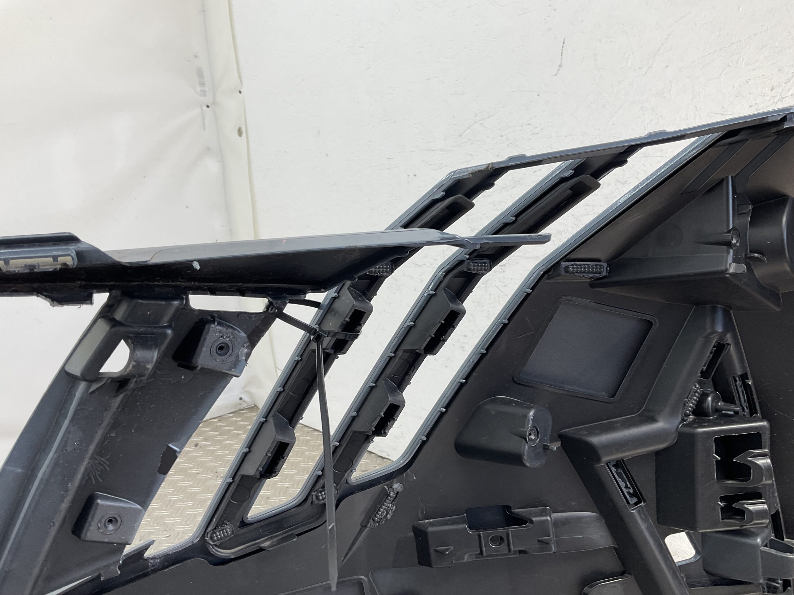 Bumper Peugeot 3008 5008 Facelift 2024- 9843790980 Voorbumper J5-22452