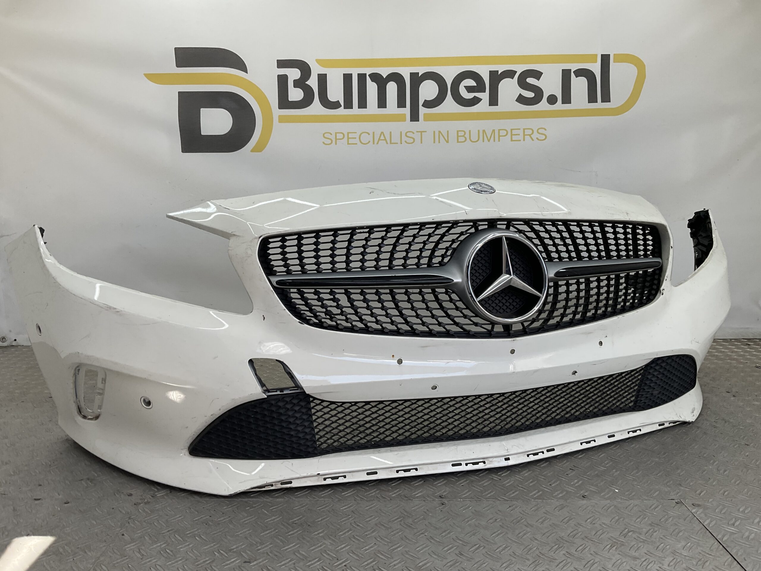 Bumper Mercedes A Klasse W176 Facelift A1768853625 Voorbumper A2-22462