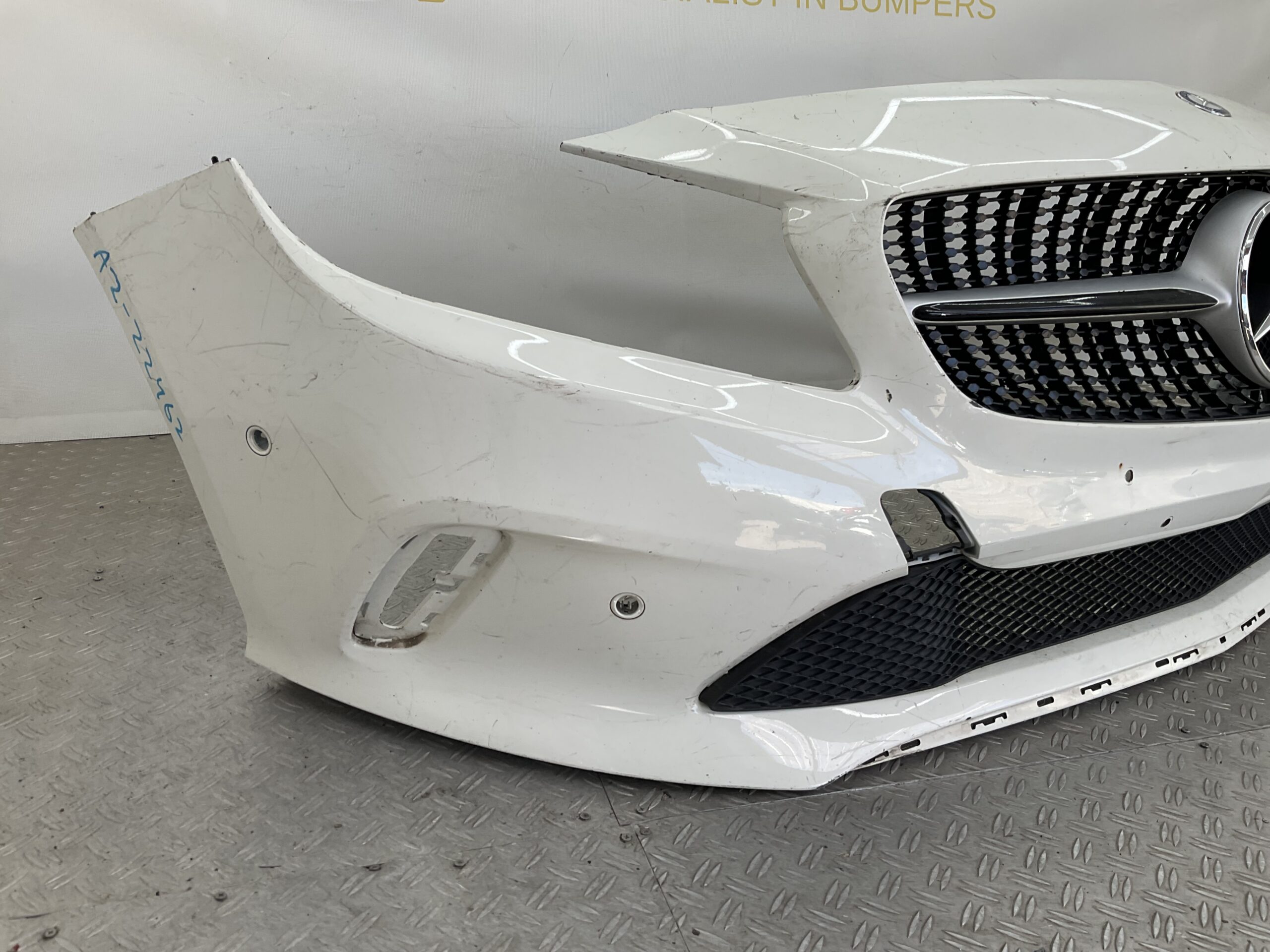 Bumper Mercedes A Klasse W176 Facelift A1768853625 Voorbumper A2-22462