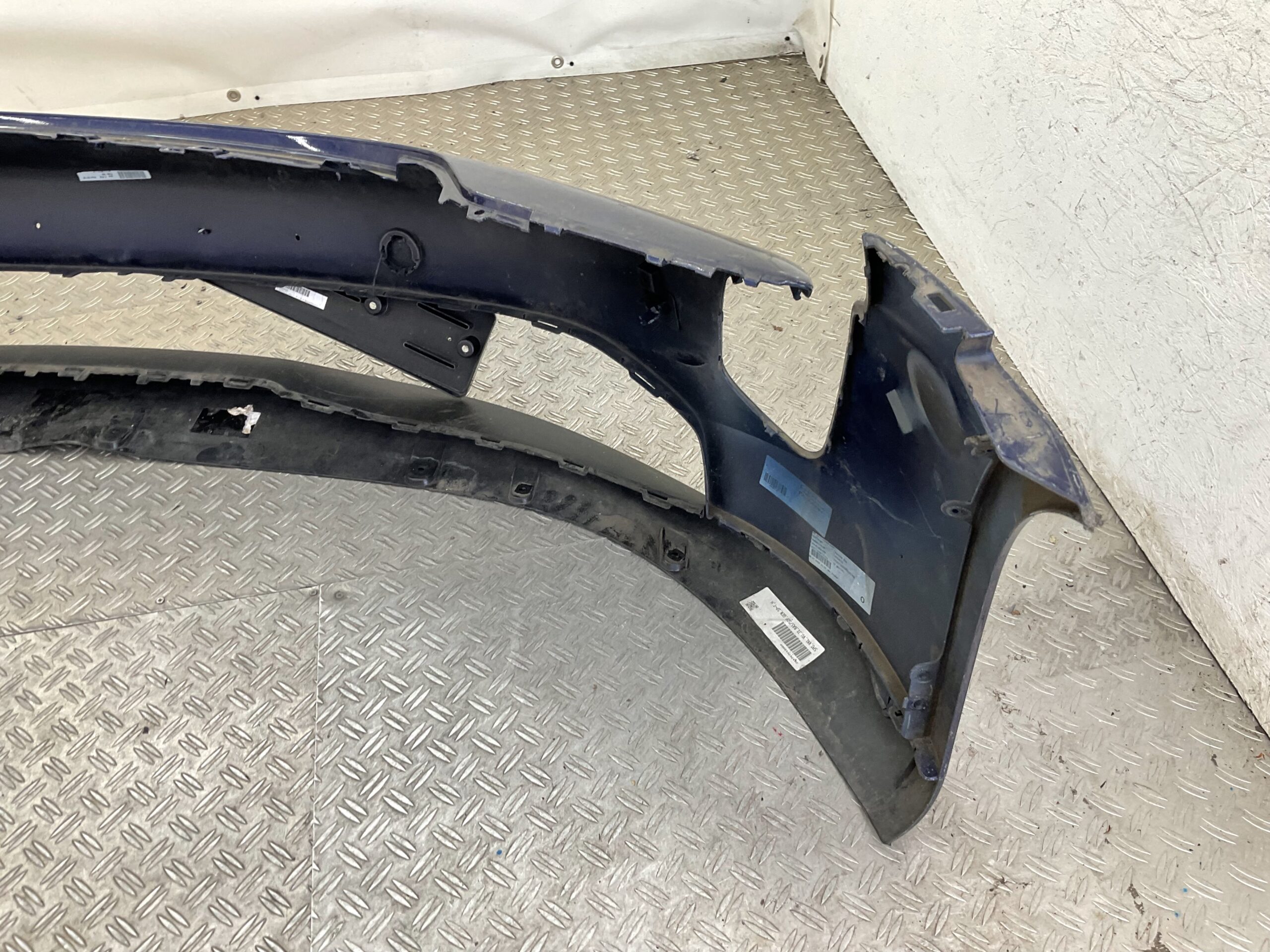Bumper Porsche Taycan 9J1 2022 9J1807221D Voorbumper M1-22474