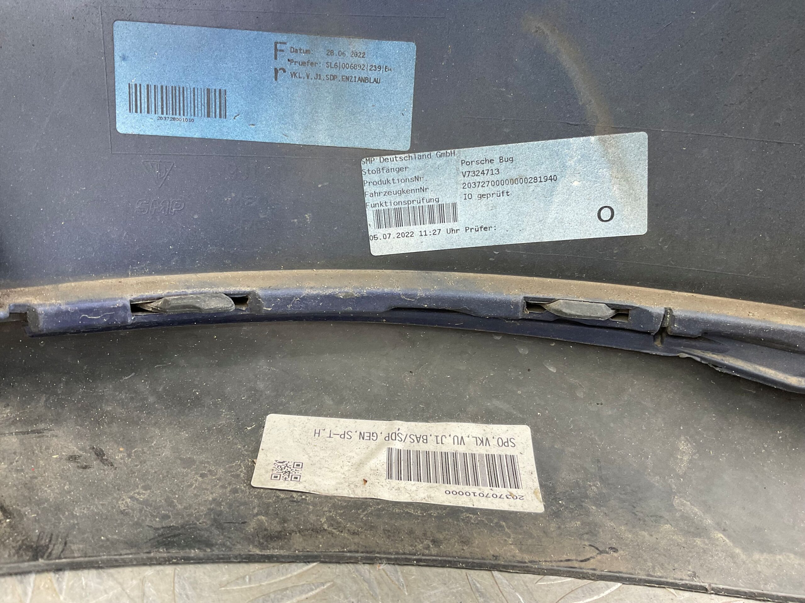 Bumper Porsche Taycan 9J1 2022 9J1807221D Voorbumper M1-22474