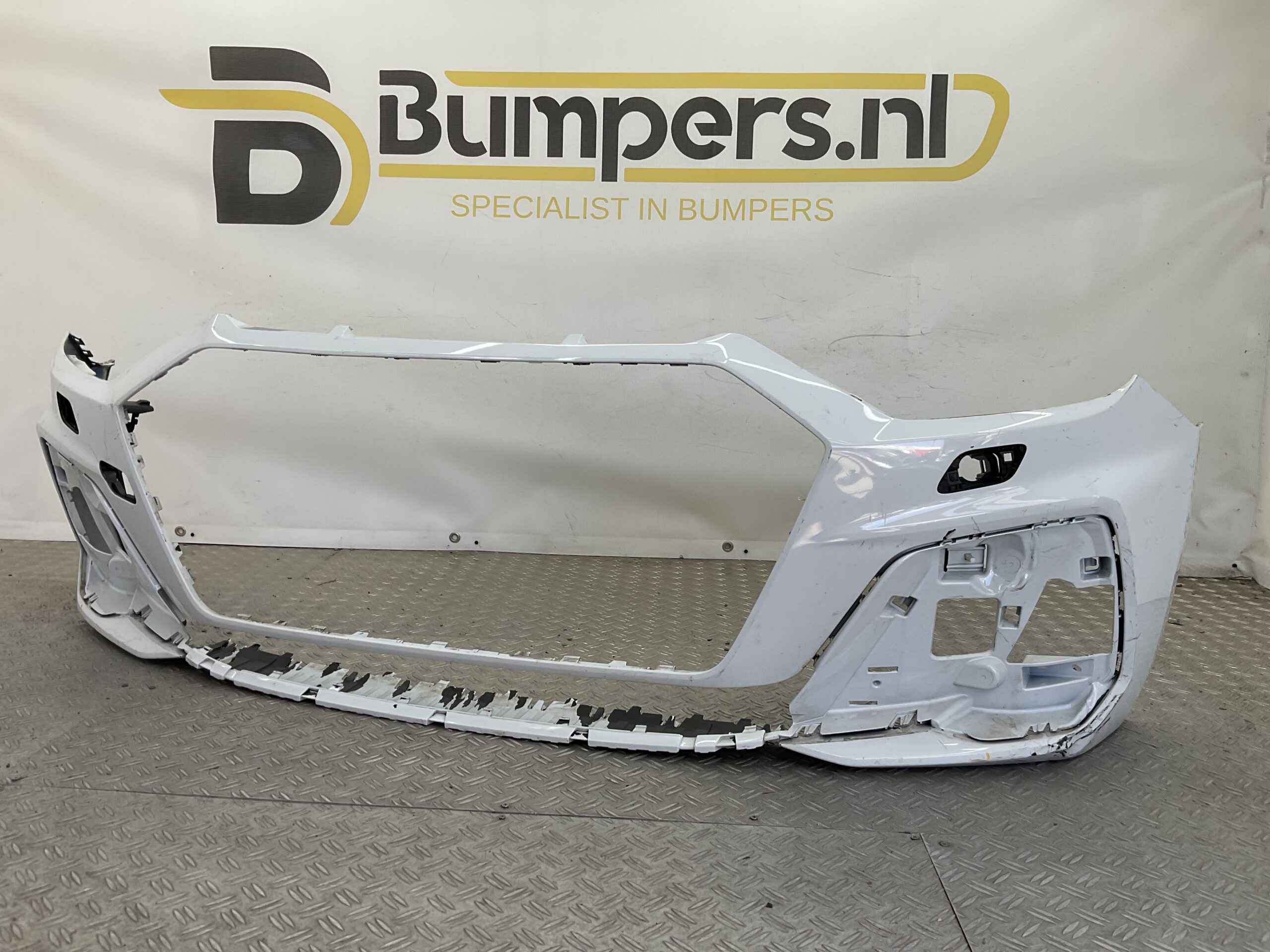 Bumper Audi A1 82A Sline S-Line KLS 19-23 82A807437F Voorbumper H4-22475