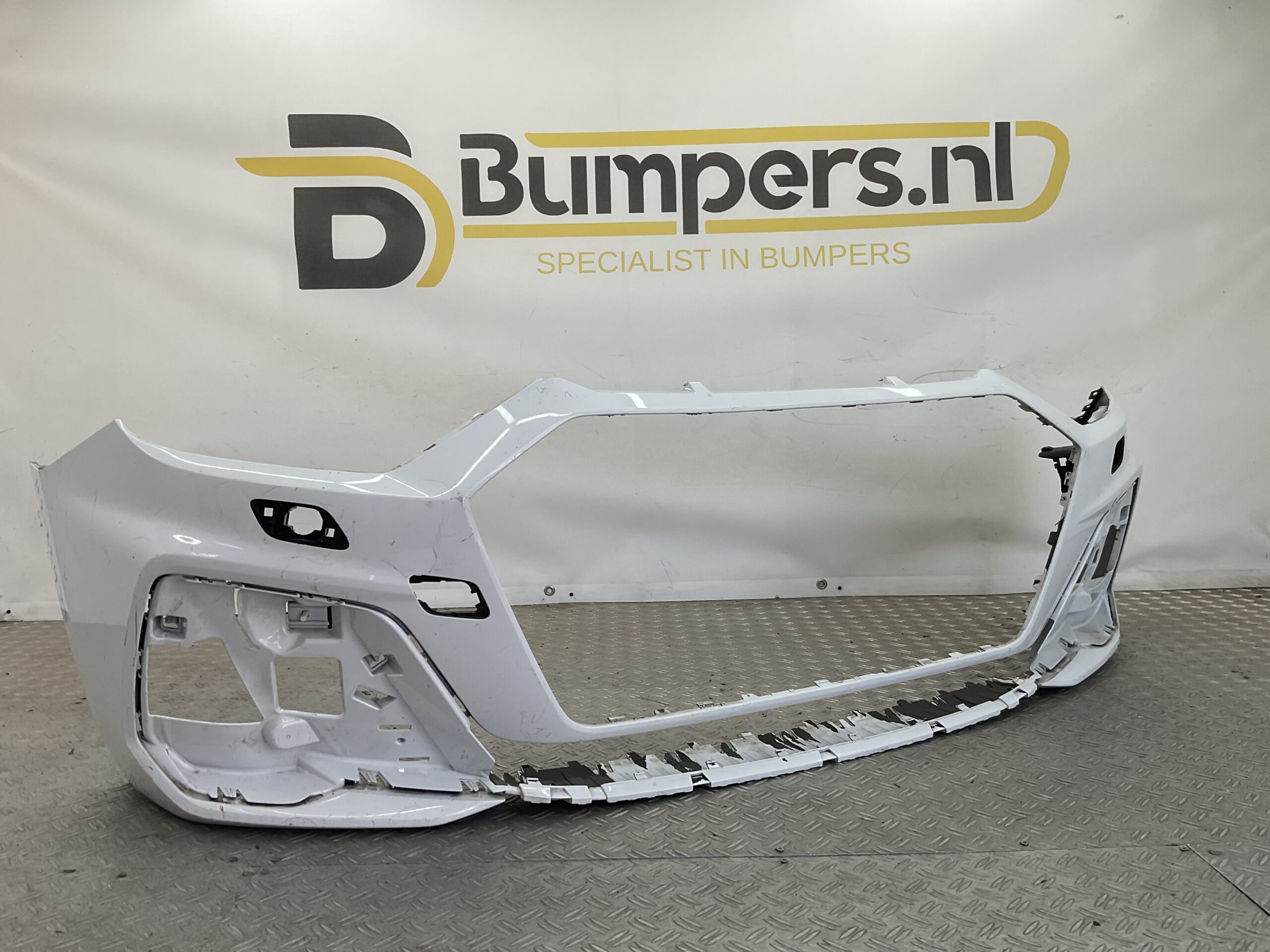 Bumper Audi A1 82A Sline S-Line KLS 19-23 82A807437F Voorbumper H4-22475