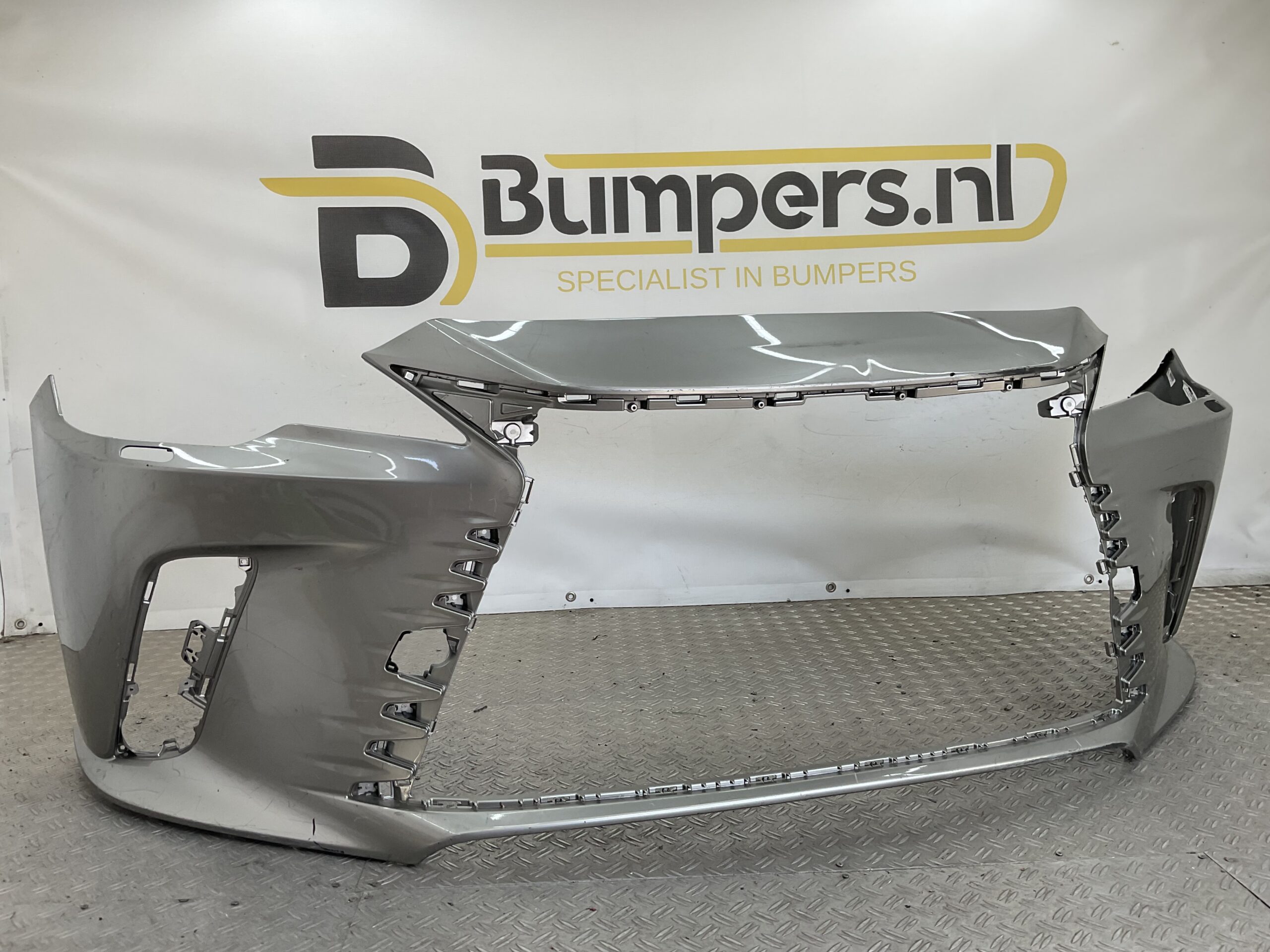 Bumper Lexus RX V 2024 5211948850 Voorbumper D9-22494