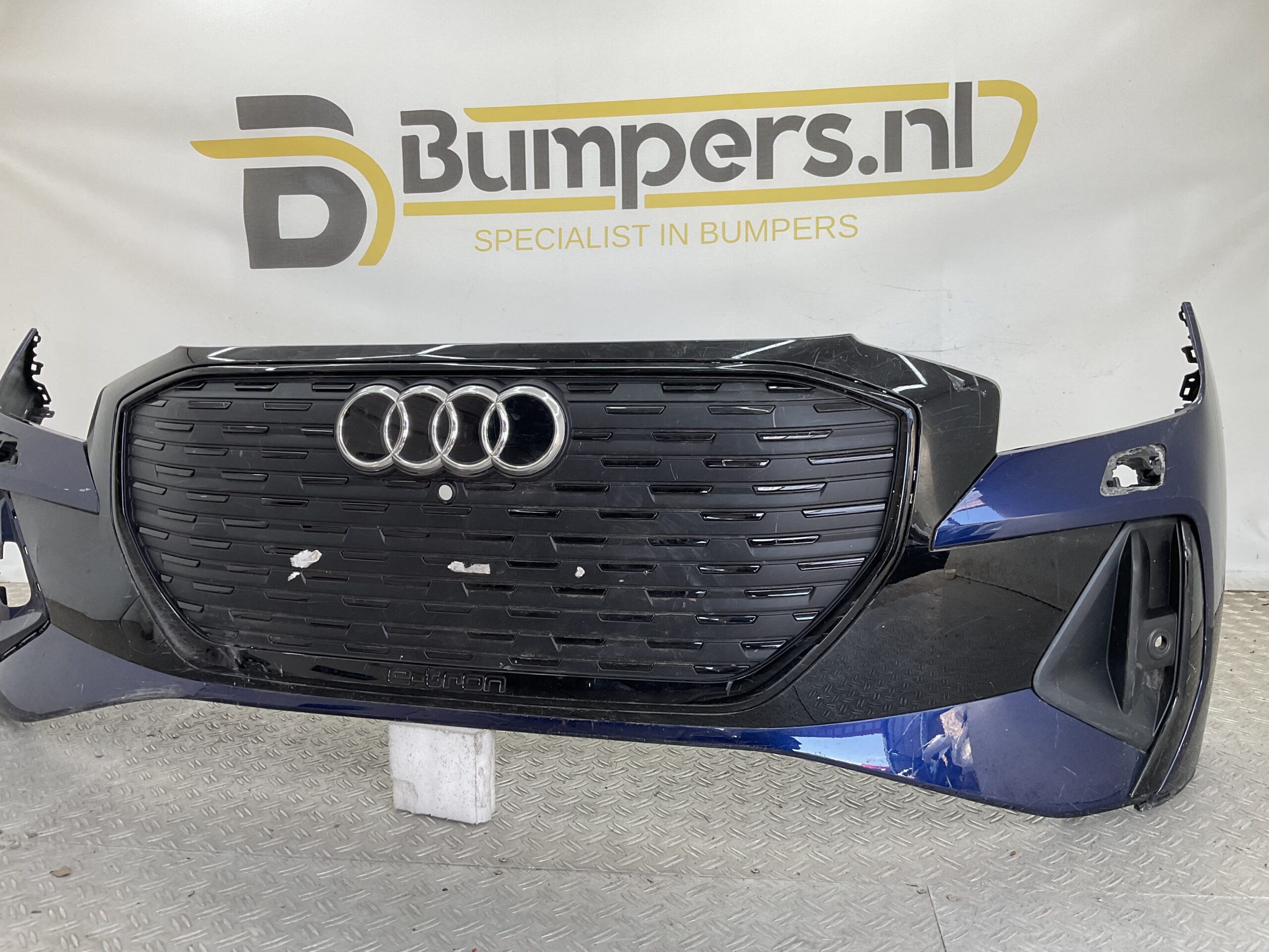 Bumper Audi Q8 4KE E-Tron ETron 22- 89A807725A Voorbumper H5-22503