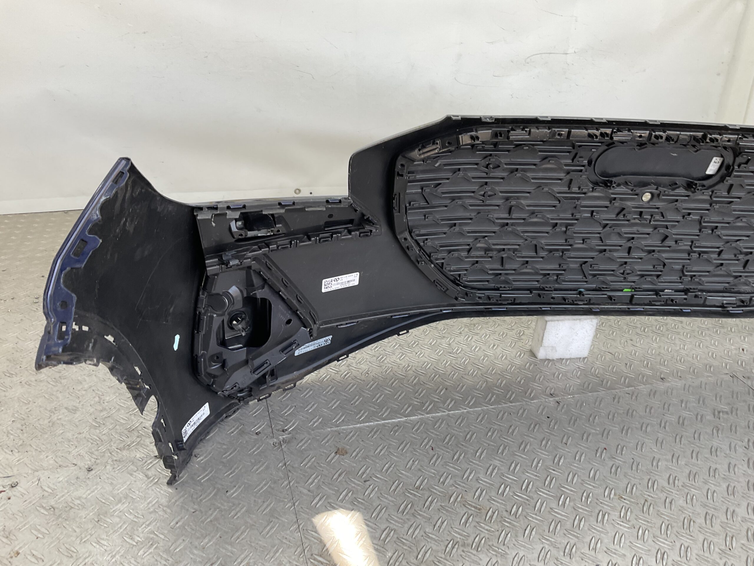 Bumper Audi Q8 4KE E-Tron ETron 22- 89A807725A Voorbumper H5-22503