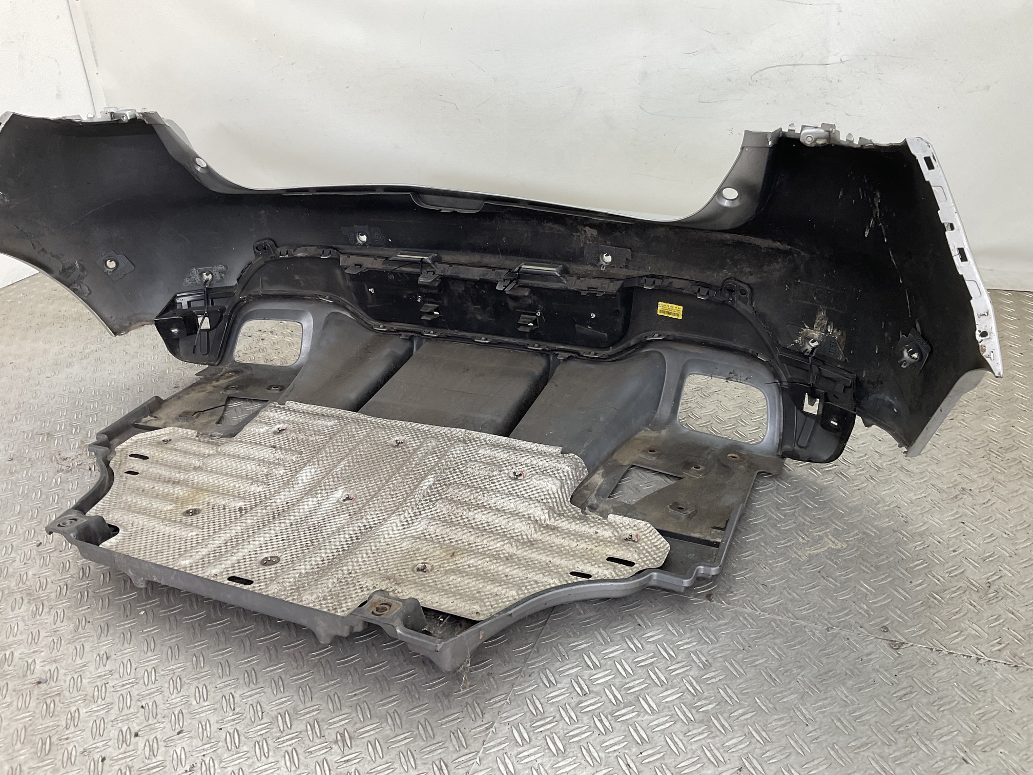 Bumper Renault Clio MK4 IV 4 GT-Line 4xpdc 2013-2016 850225639R Achterbumper F7-22584