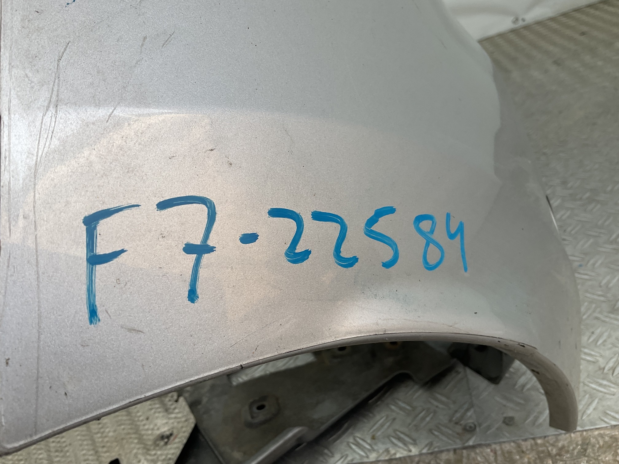 Bumper Renault Clio MK4 IV 4 GT-Line 4xpdc 2013-2016 850225639R Achterbumper F7-22584