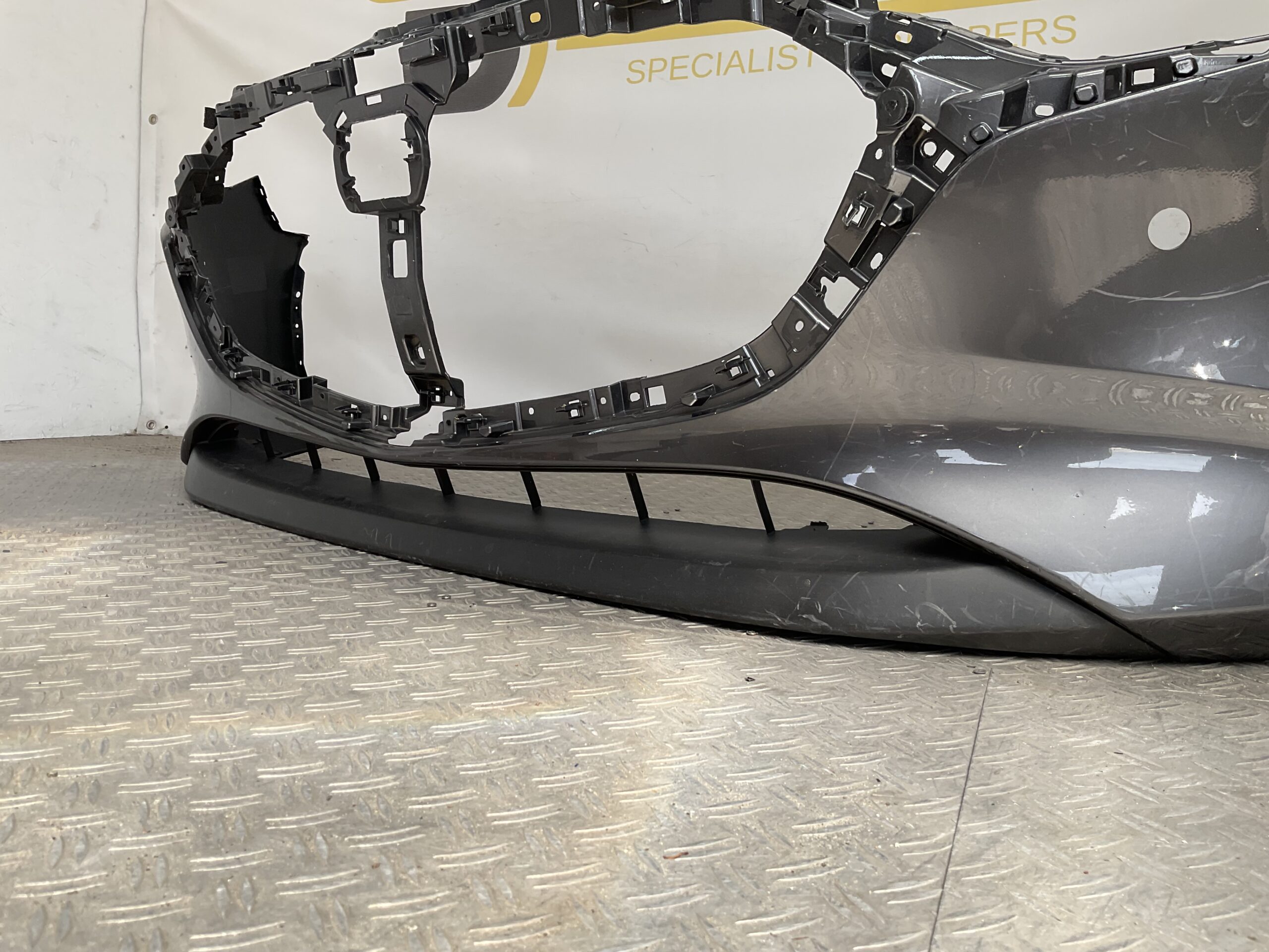 Bumper Mazda 3 III 19- BCKN-50031 Voorbumper B3-22609