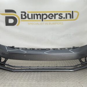 Bumper Volkswagen Jetta VI 2016 5C6807217P Voorbumper B8-22612