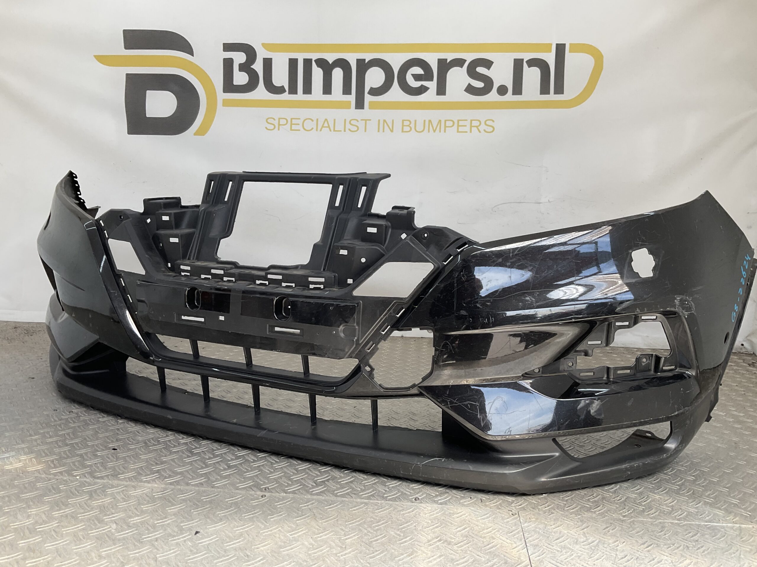 Bumper Nissan Qashqai 17-21 62022-HV00H Voorbumper G8-22624