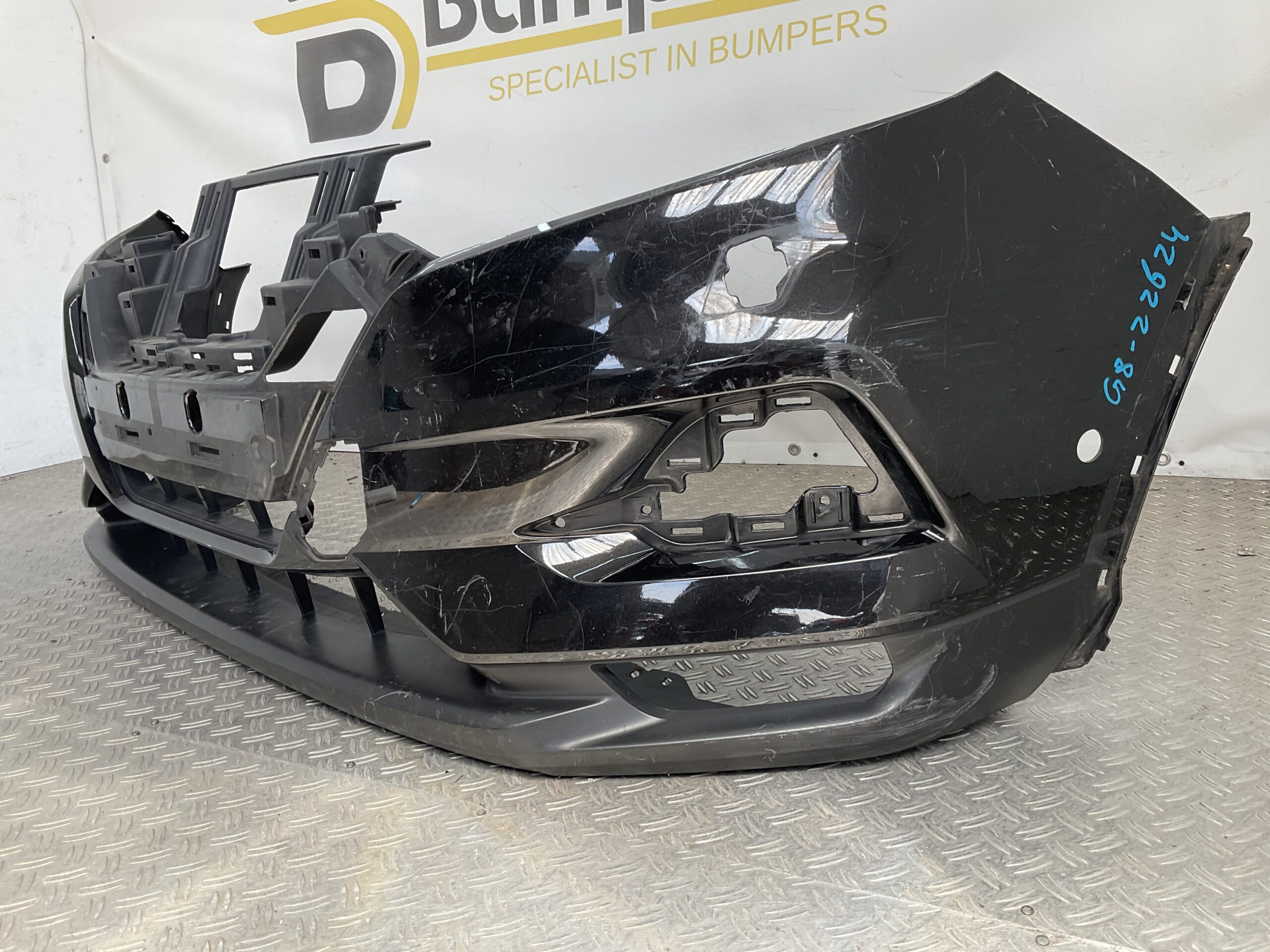 Bumper Nissan Qashqai 17-21 62022-HV00H Voorbumper G8-22624