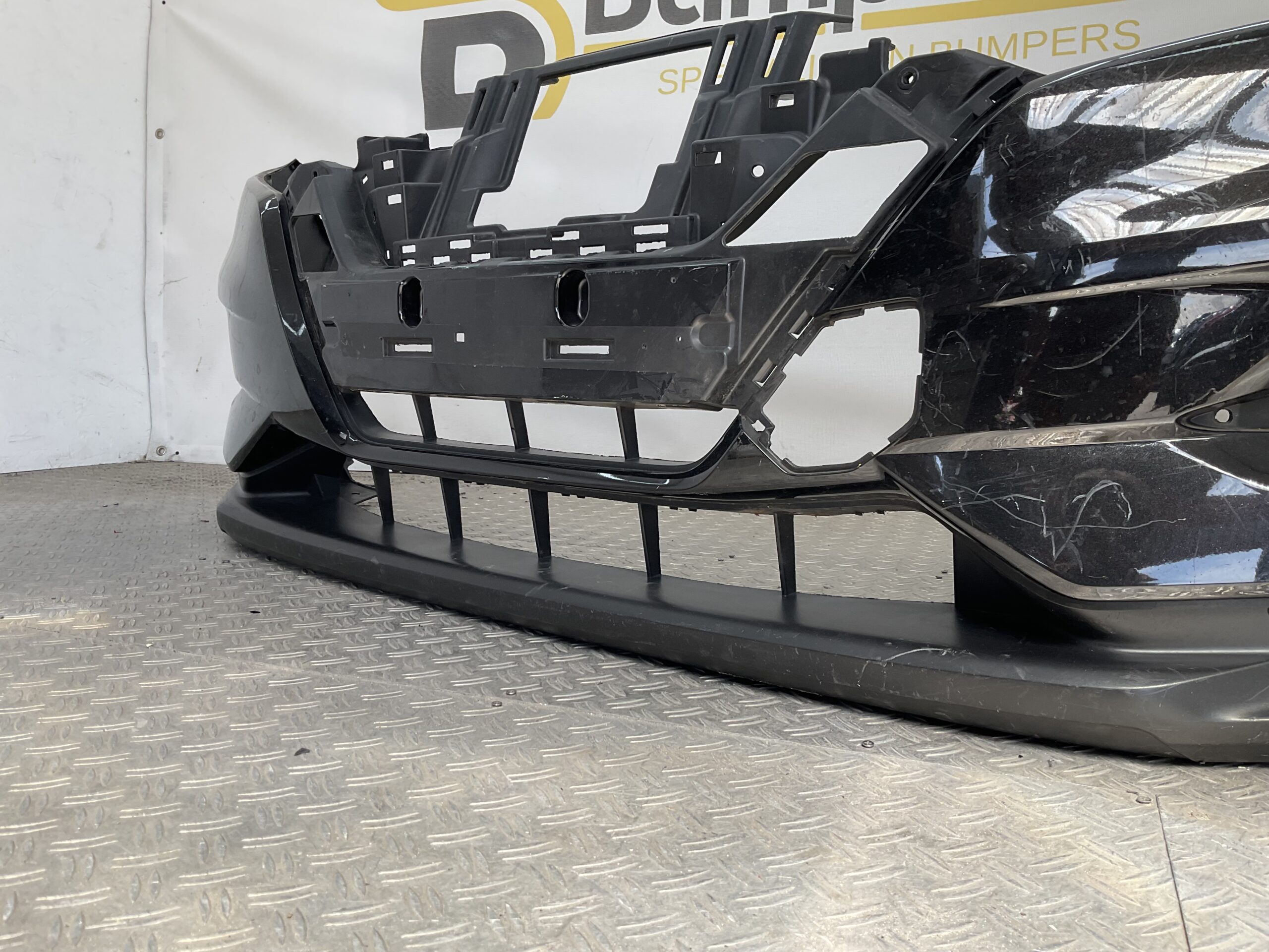 Bumper Nissan Qashqai 17-21 62022-HV00H Voorbumper G8-22624