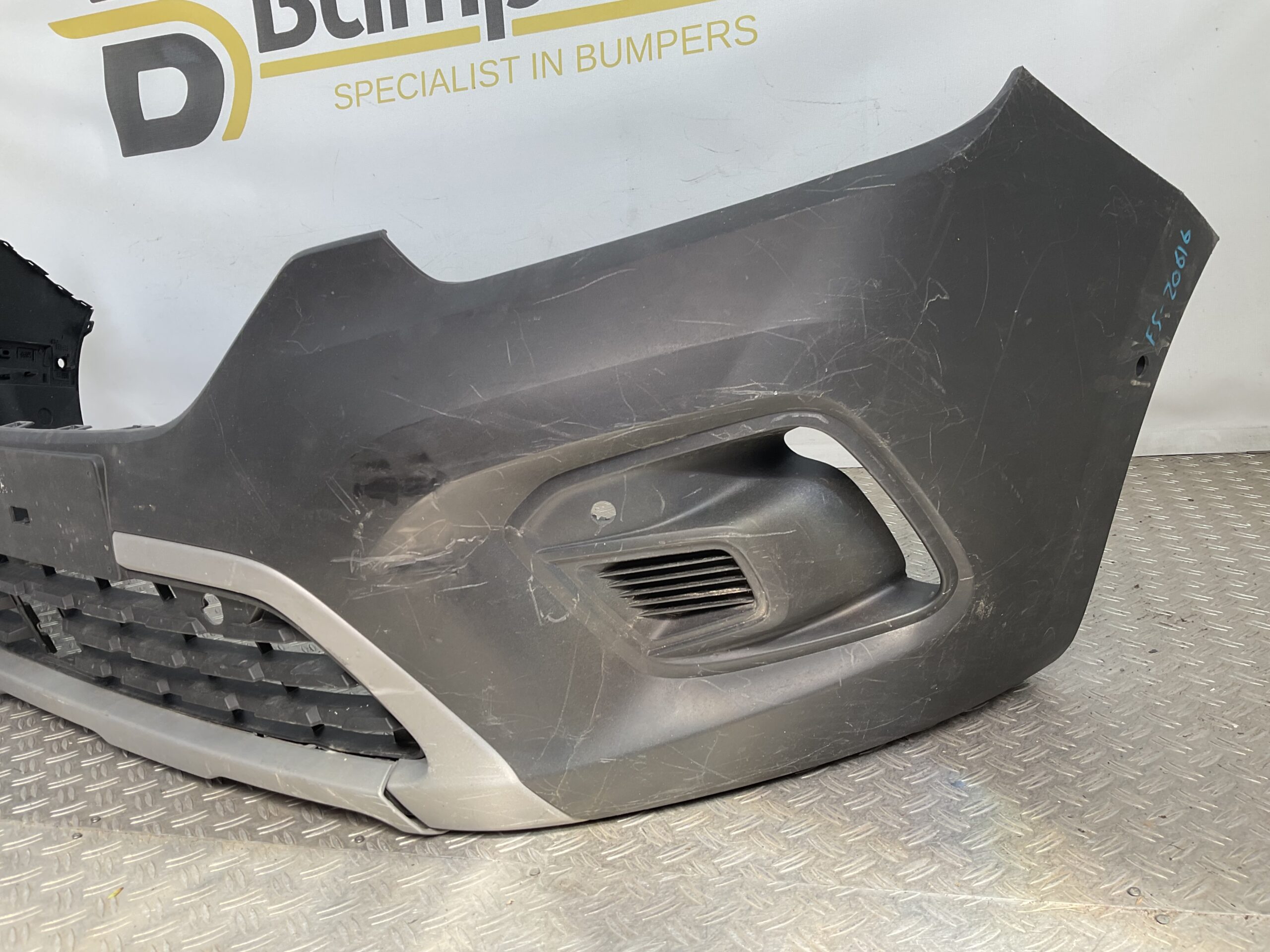 Bumper Renault Kangoo 620225984R Voorbumper F5-20616