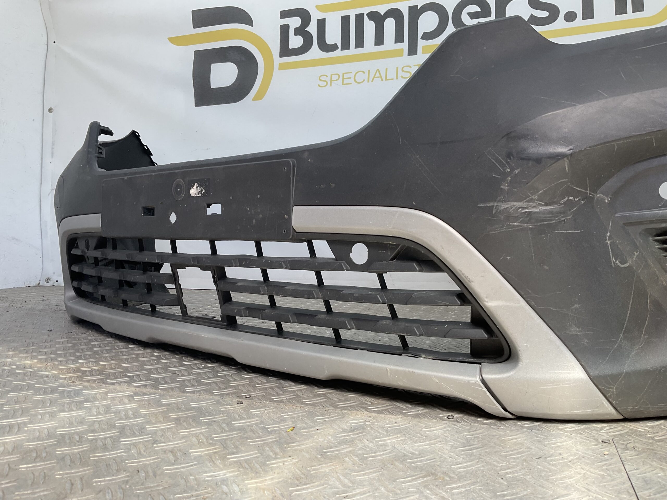 Bumper Renault Kangoo 620225984R Voorbumper F5-20616