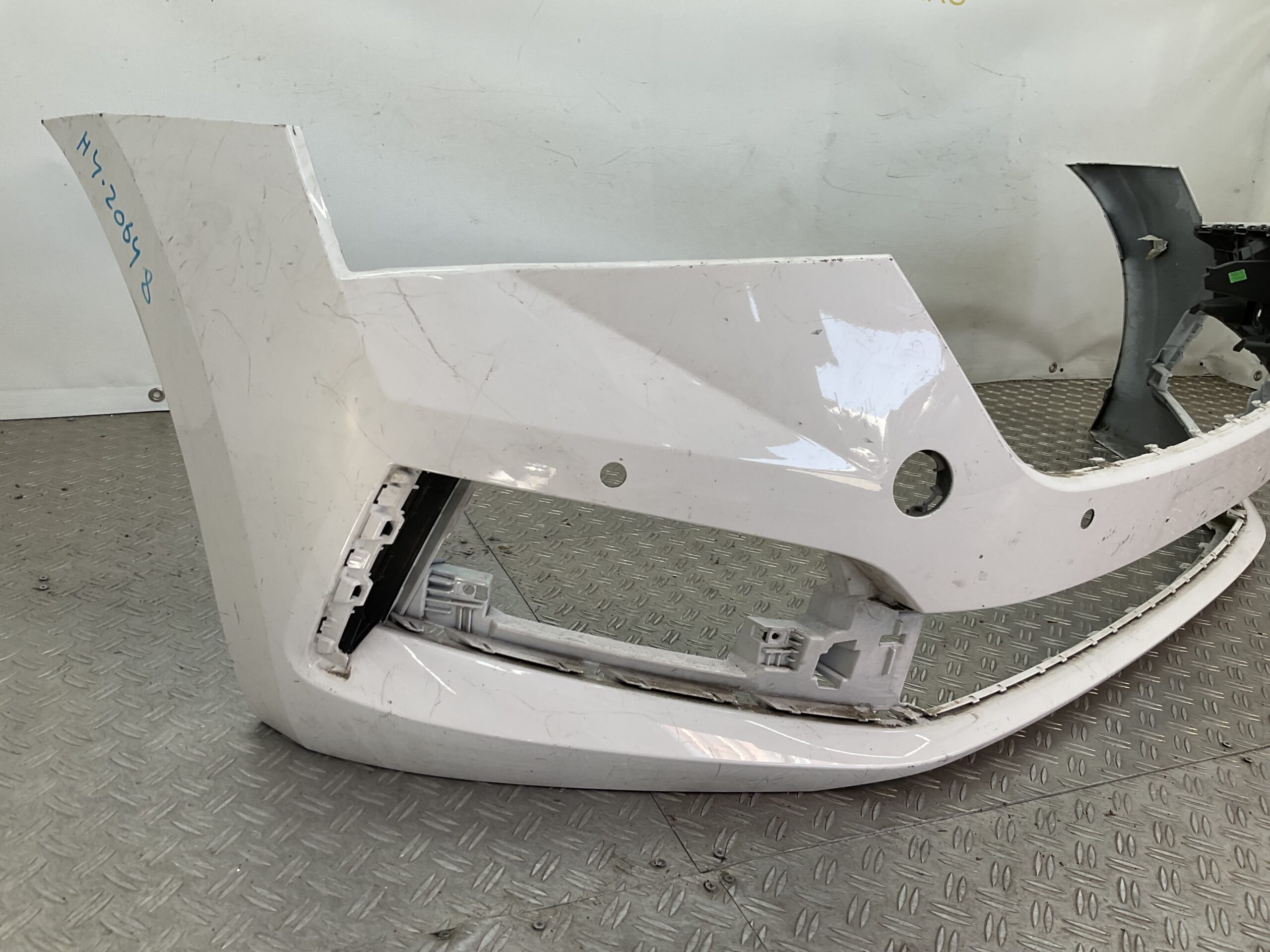 Bumper Skoda Octavia 4 4xpdc 657807221 2017-2024 Voorbumper H4-20648