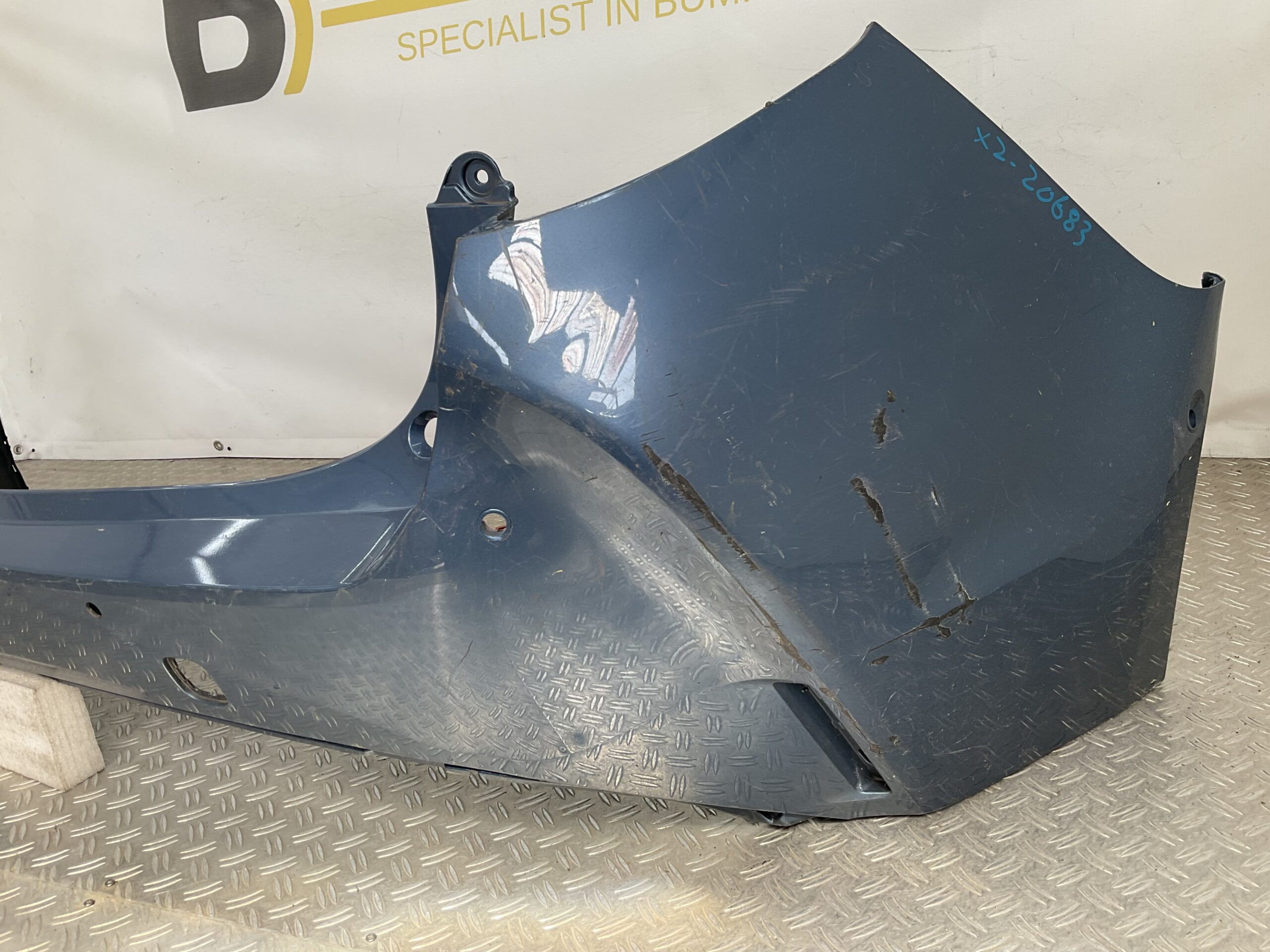 Bumper Toyota Corolla E21 Station 52159-02C80 Achterbumper X2-20683
