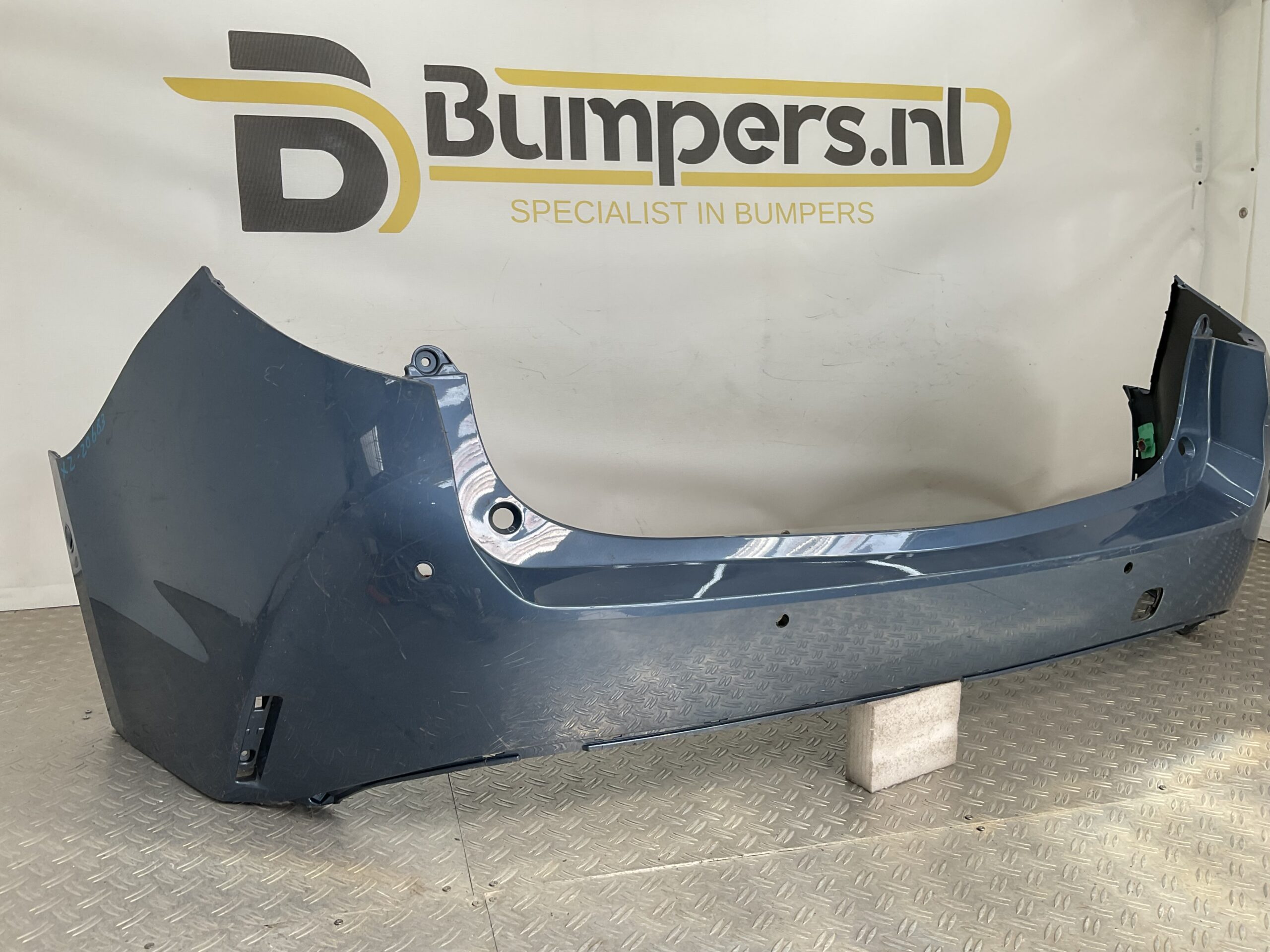 Bumper Toyota Corolla E21 Station 52159-02C80 Achterbumper X2-20683