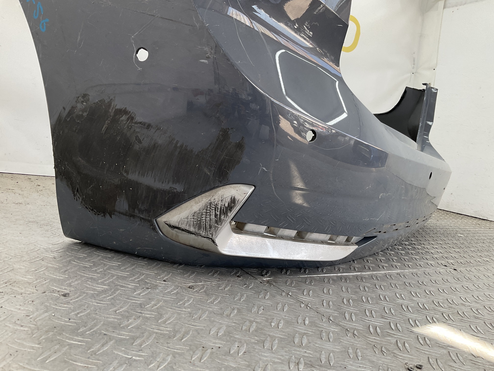 Bumper BMW 2 Series Active Tourer U06 8739125 Achterbumper F7-22756