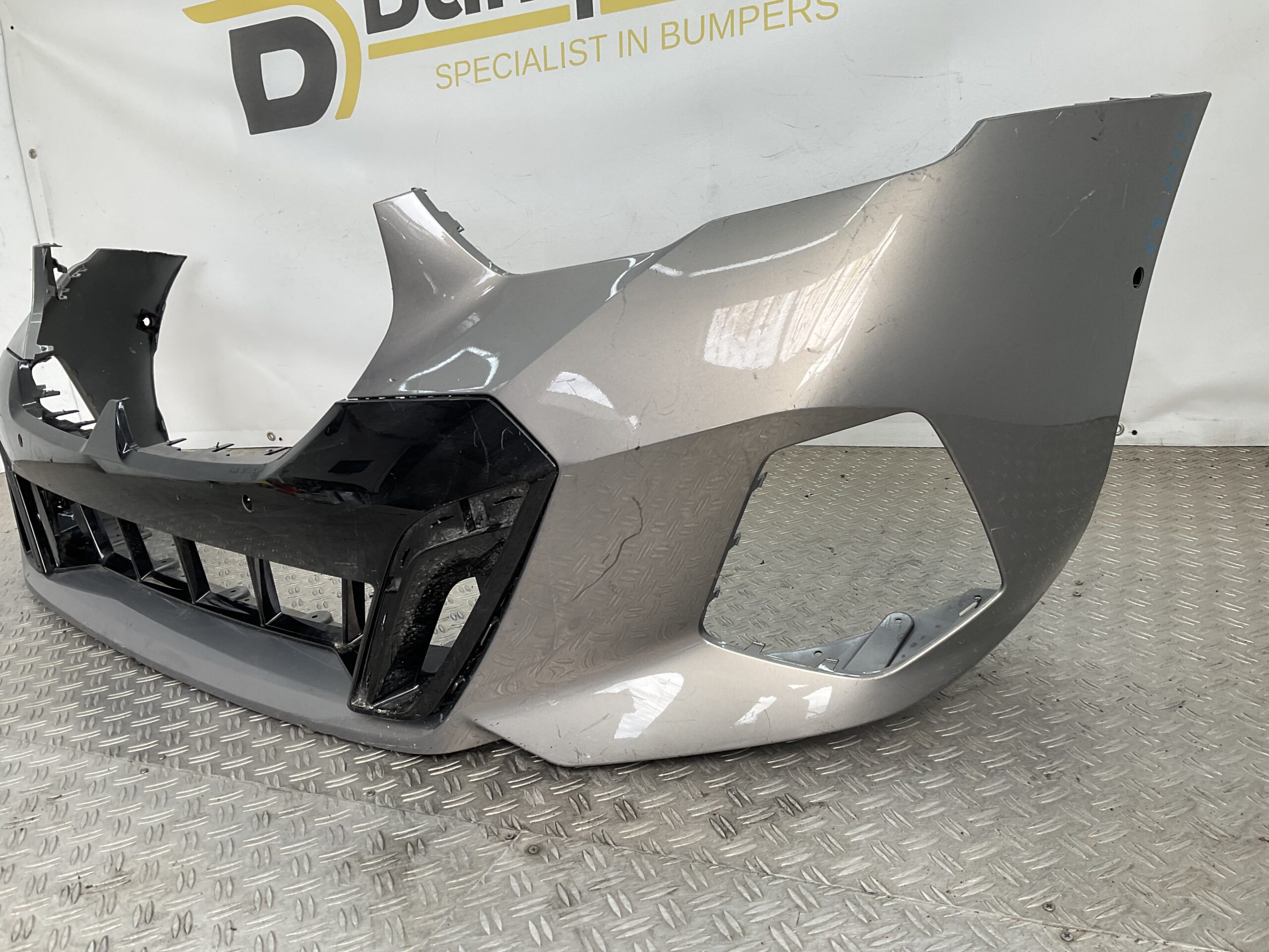 Bumper BMW 5 G60 G61 M-Pakket MPakket 23- 51118084653 Voorbumper K9-20737