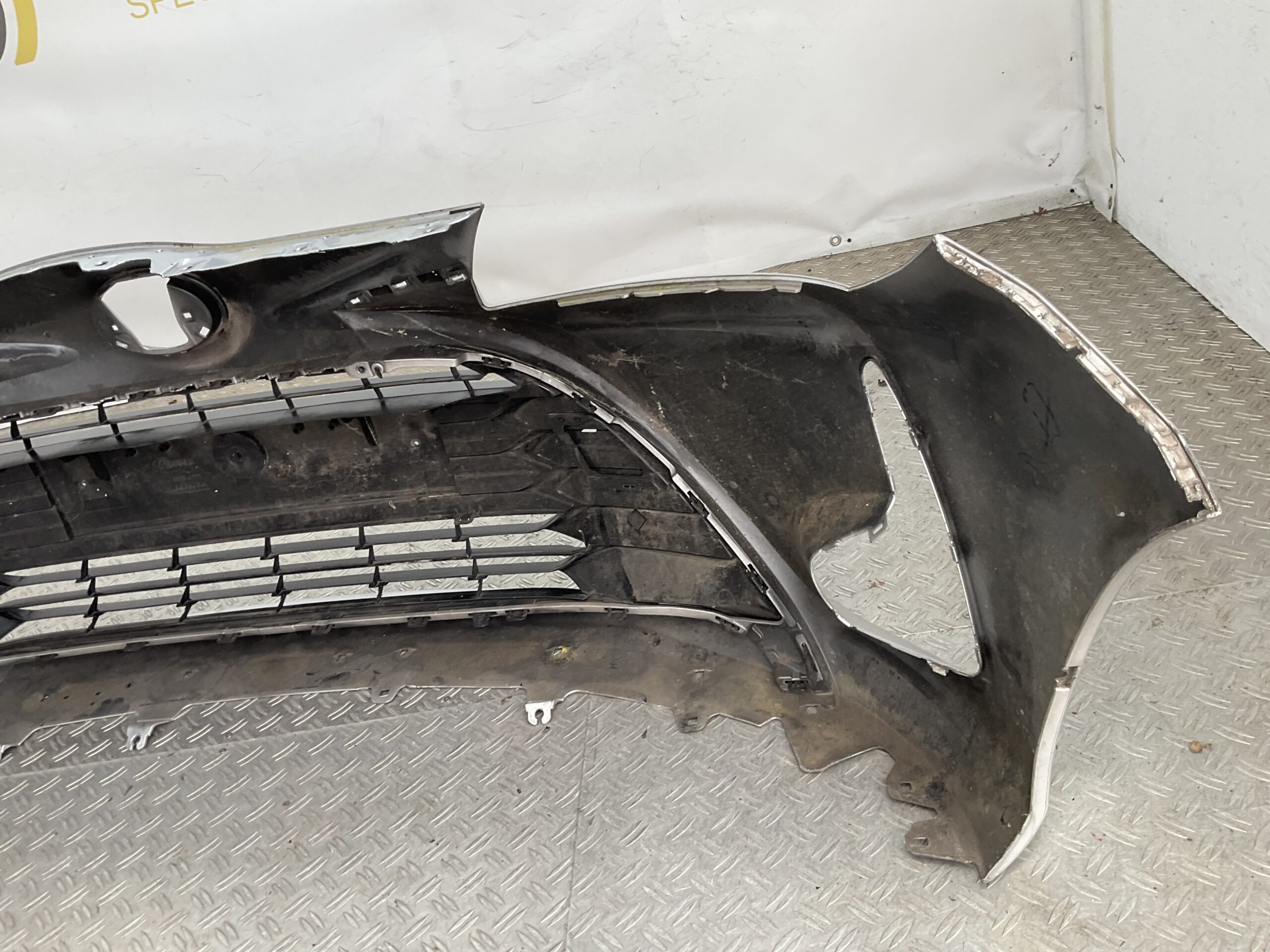 Bumper Toyota Yaris 2019 52119-0DA40 53102-0D130 Voorbumper D4-20805