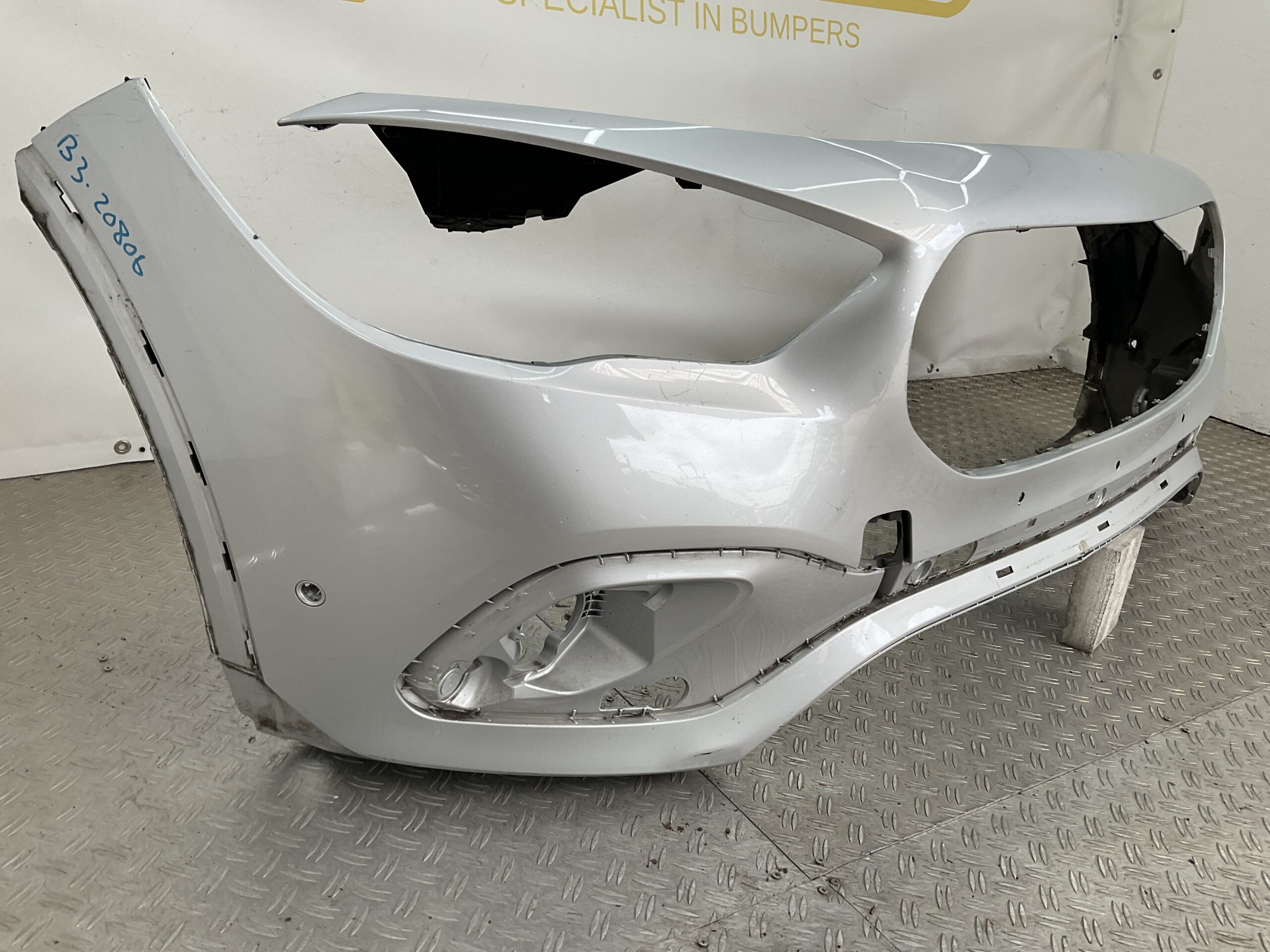 Bumper Mercedes GLA H247 19-24 A2478858803 Voorbumper B3-20806