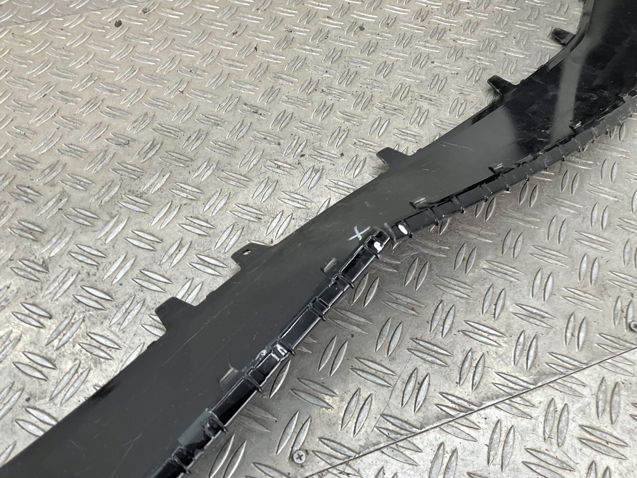 Bumper Audi A3 8Y Sline S-Line kls 22-24 8Y0807437F Voorbumper H4-20822