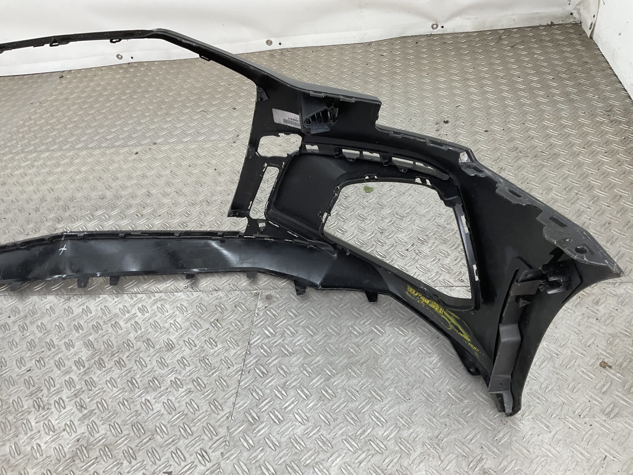 Bumper Audi A3 8Y Sline S-Line kls 22-24 8Y0807437F Voorbumper H4-20822