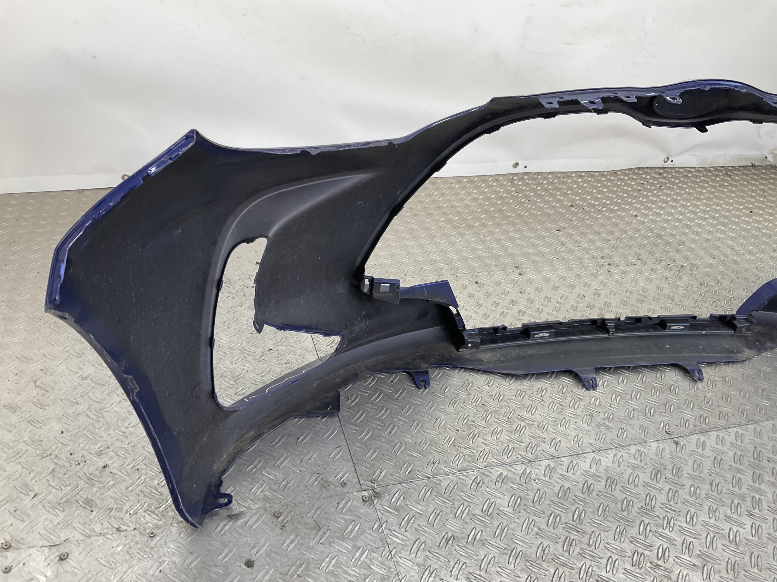 BUMPER Toyota Yaris 2019-2023 VOORBUMPER D3-20852